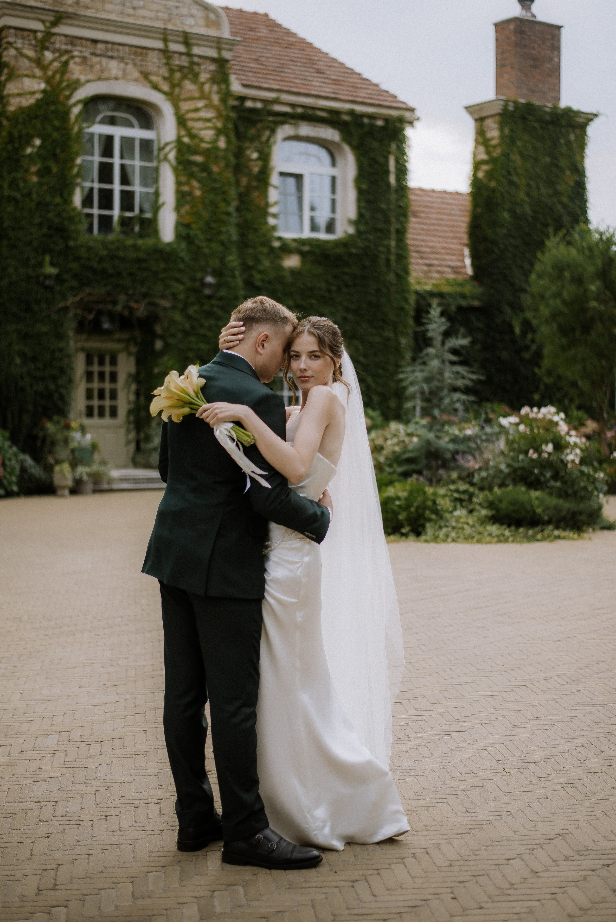 Весільна фотосесія в Києві, замок кохання, весілля, Київ, фотограф. Весільний та фотограф Київ Україна Олександра, свадебный Киев Украина