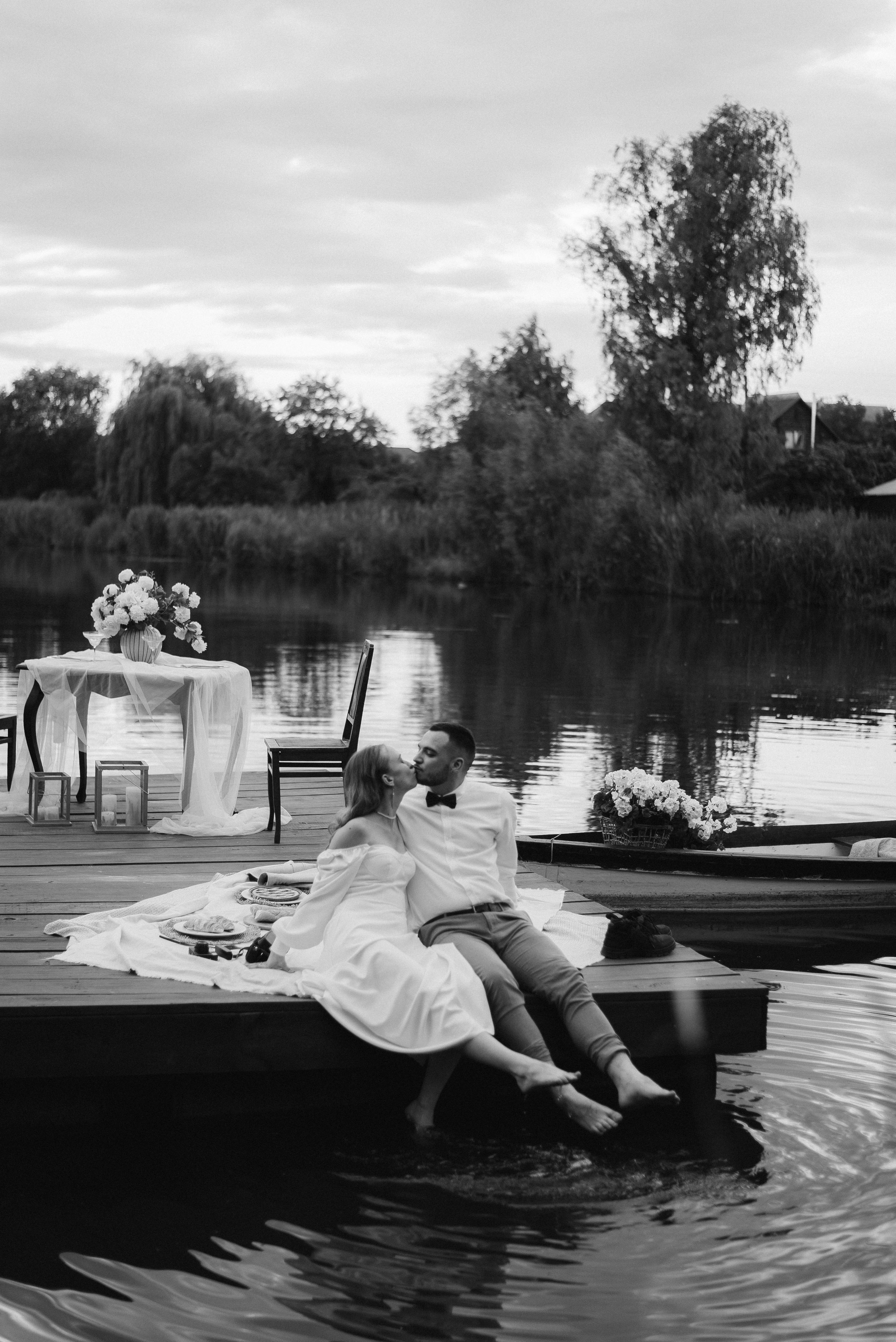 Весільна фотосесія на човні, Київ, Україна, весільний фотограф. Весільний та фотограф Київ Україна Олександра, свадебный Киев Украина