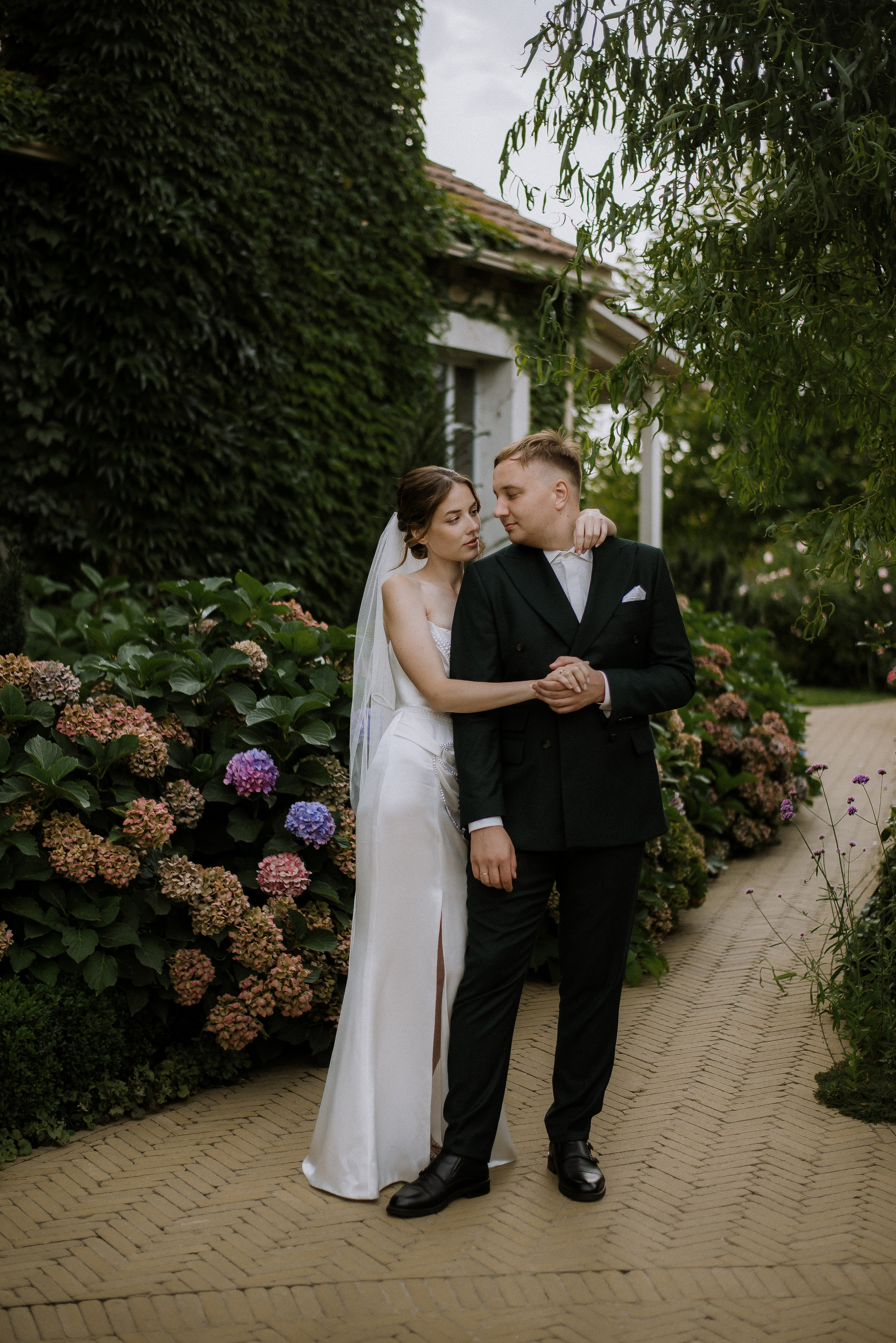 Весільна фотосесія в Києві, замок кохання, весілля, Київ, фотограф. Весільний та фотограф Київ Україна Олександра, свадебный Киев Украина