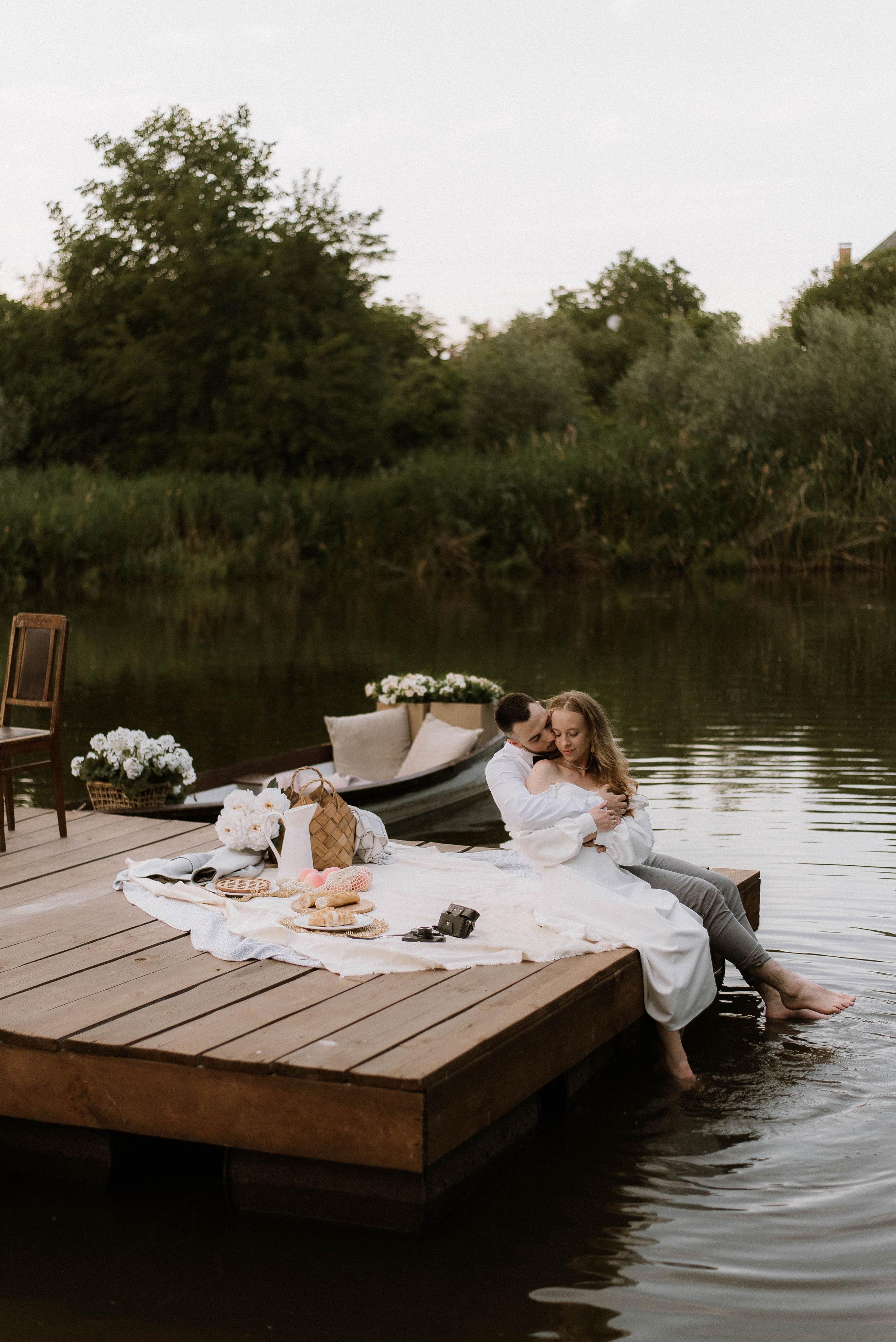 Весільна фотосесія на човні, Київ, Україна, весільний фотограф. Весільний та фотограф Київ Україна Олександра, свадебный Киев Украина
