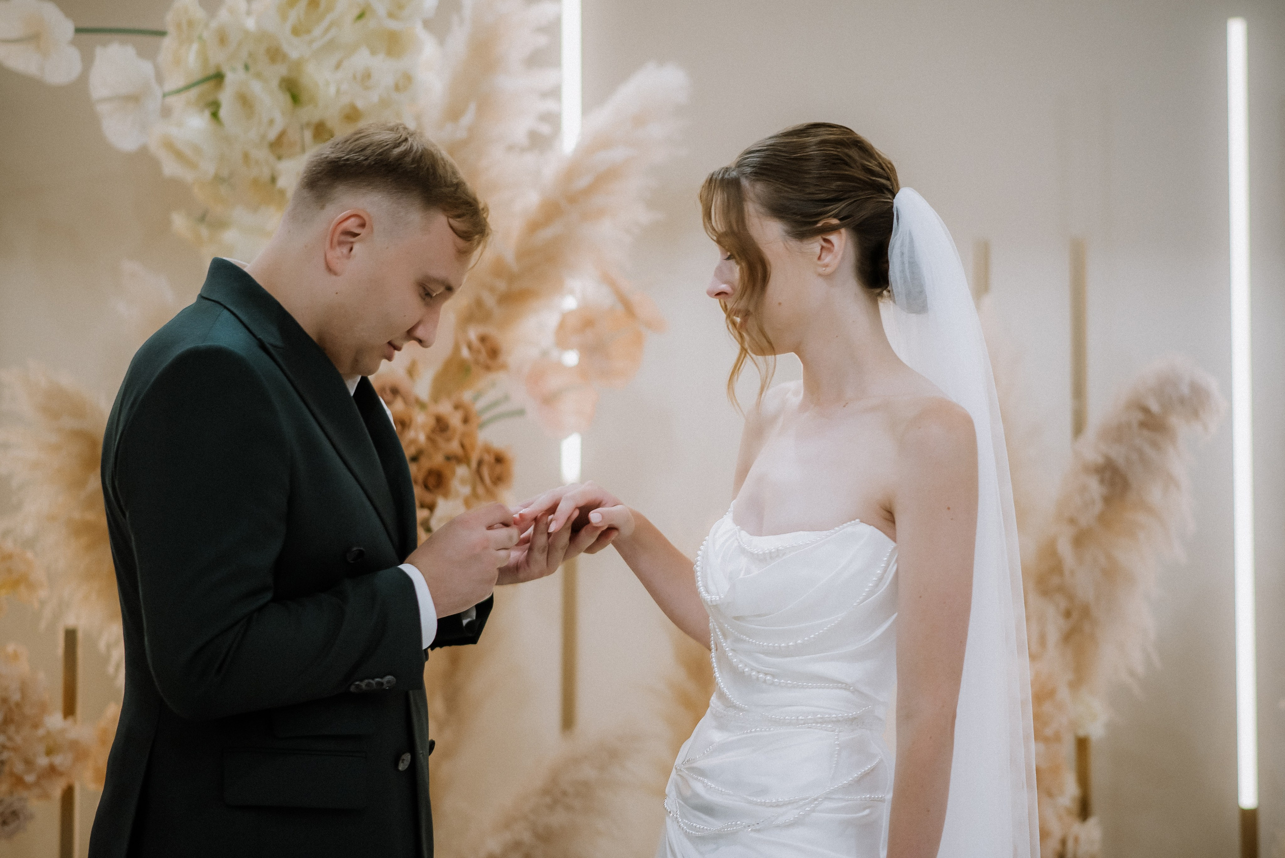 Весільна фотосесія в Києві, замок кохання, весілля, Київ, фотограф. Весільний та фотограф Київ Україна Олександра, свадебный Киев Украина