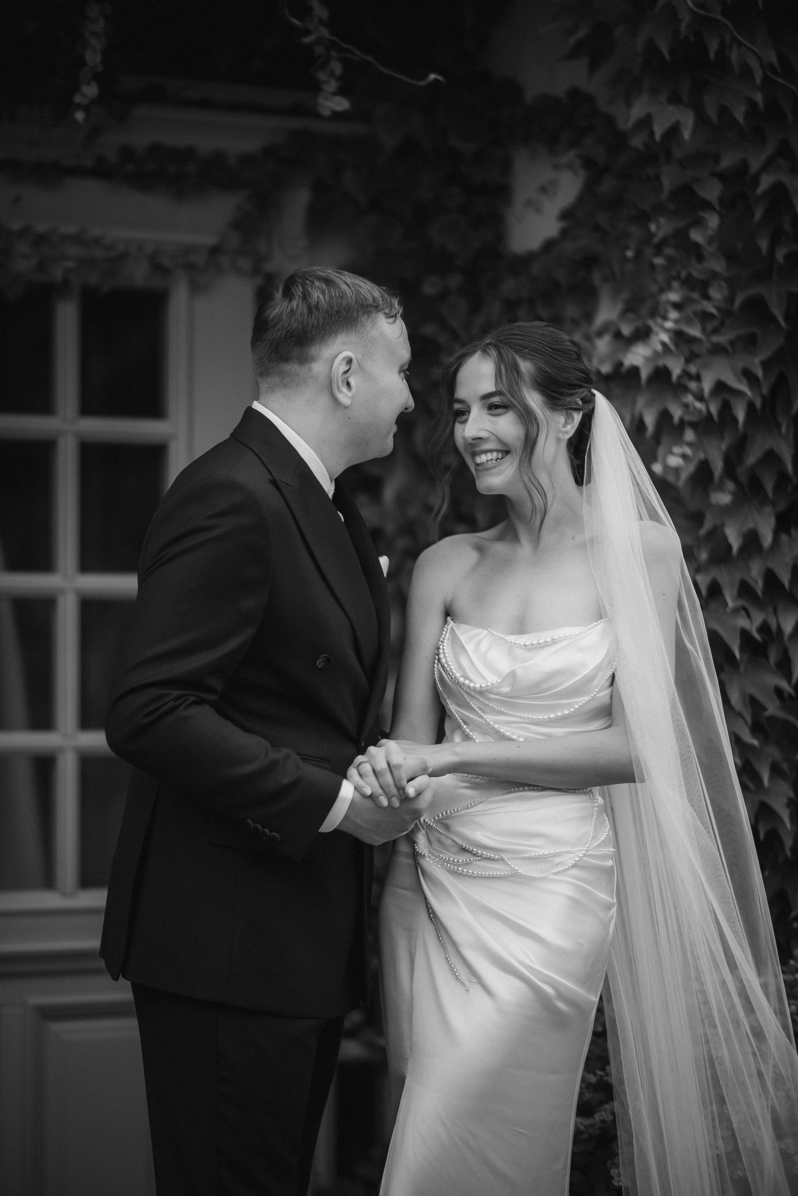 Весільна фотосесія в Києві, замок кохання, весілля, Київ, фотограф. Весільний та фотограф Київ Україна Олександра, свадебный Киев Украина