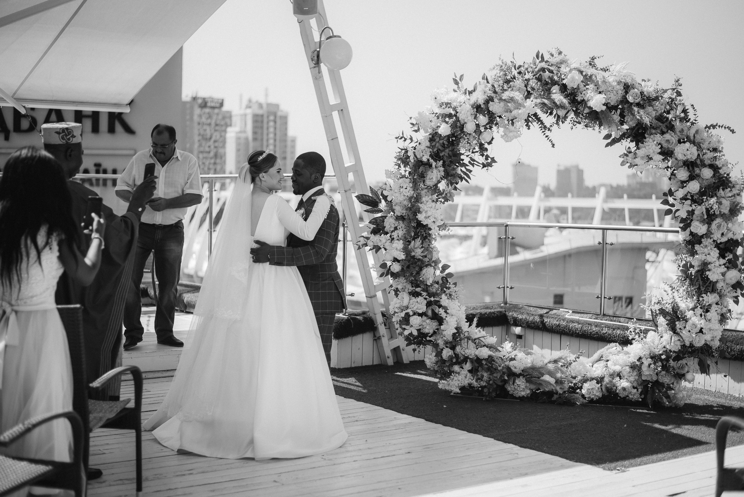 Інтернаціональне весілля Київ, весільний фотограф Україна, фотосесія. Весільний та фотограф Київ Україна Олександра, свадебный Киев Украина