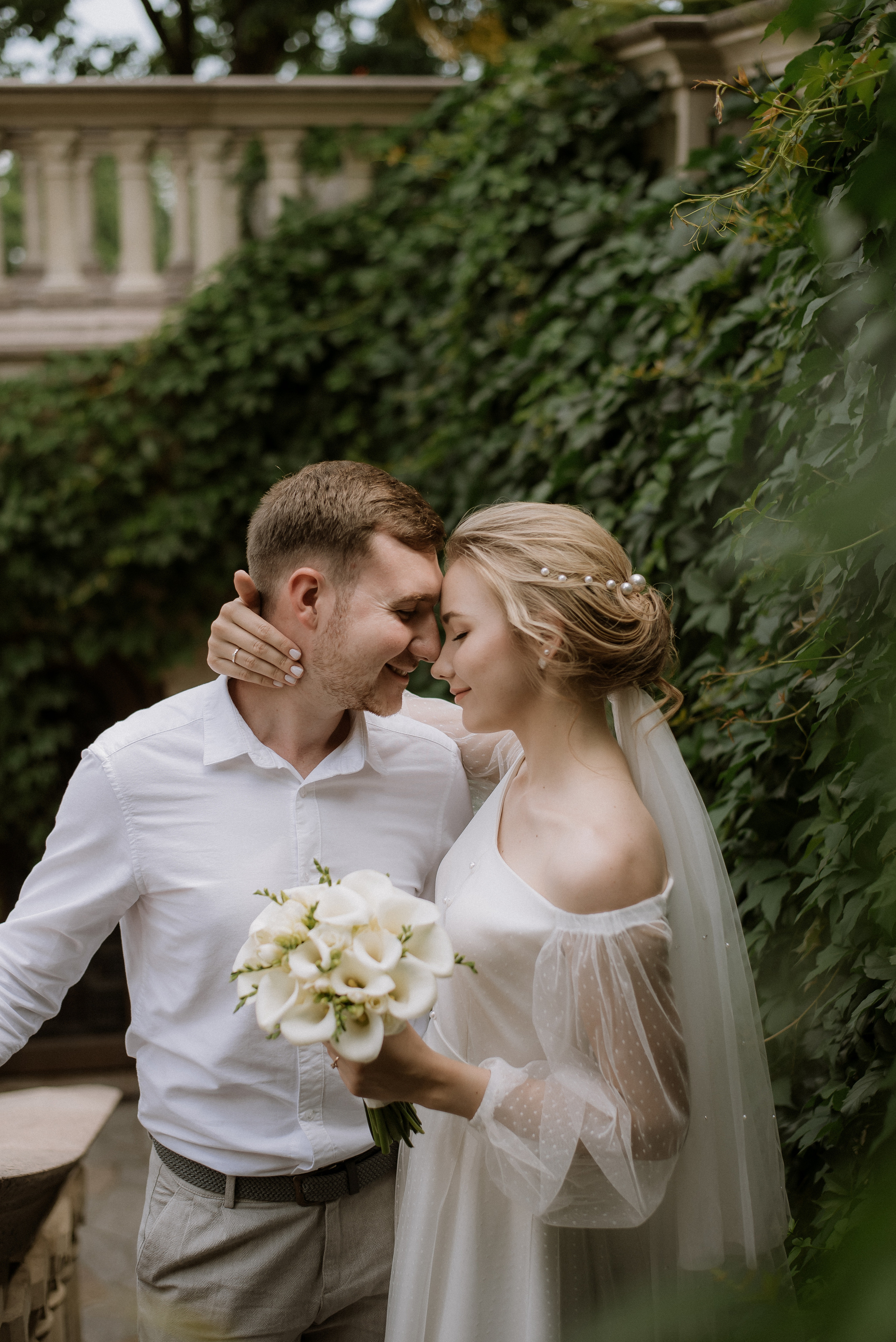 Весільна фотосесія в Межигір’ї, Київ, Україна, весільний фотограф. Весільний та фотограф Київ Україна Олександра, свадебный Киев Украина