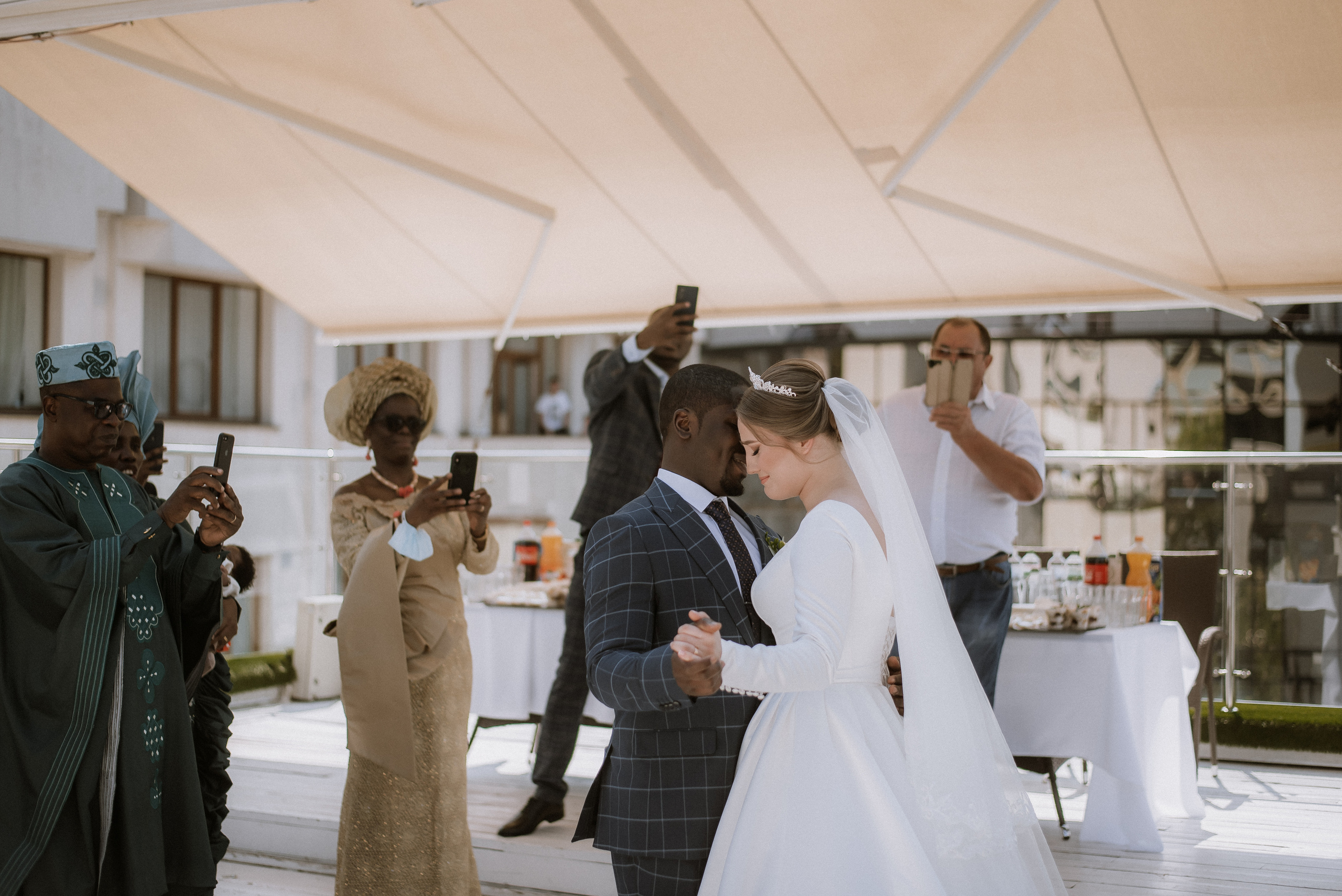 Інтернаціональне весілля Київ, весільний фотограф Україна, фотосесія. Весільний та фотограф Київ Україна Олександра, свадебный Киев Украина