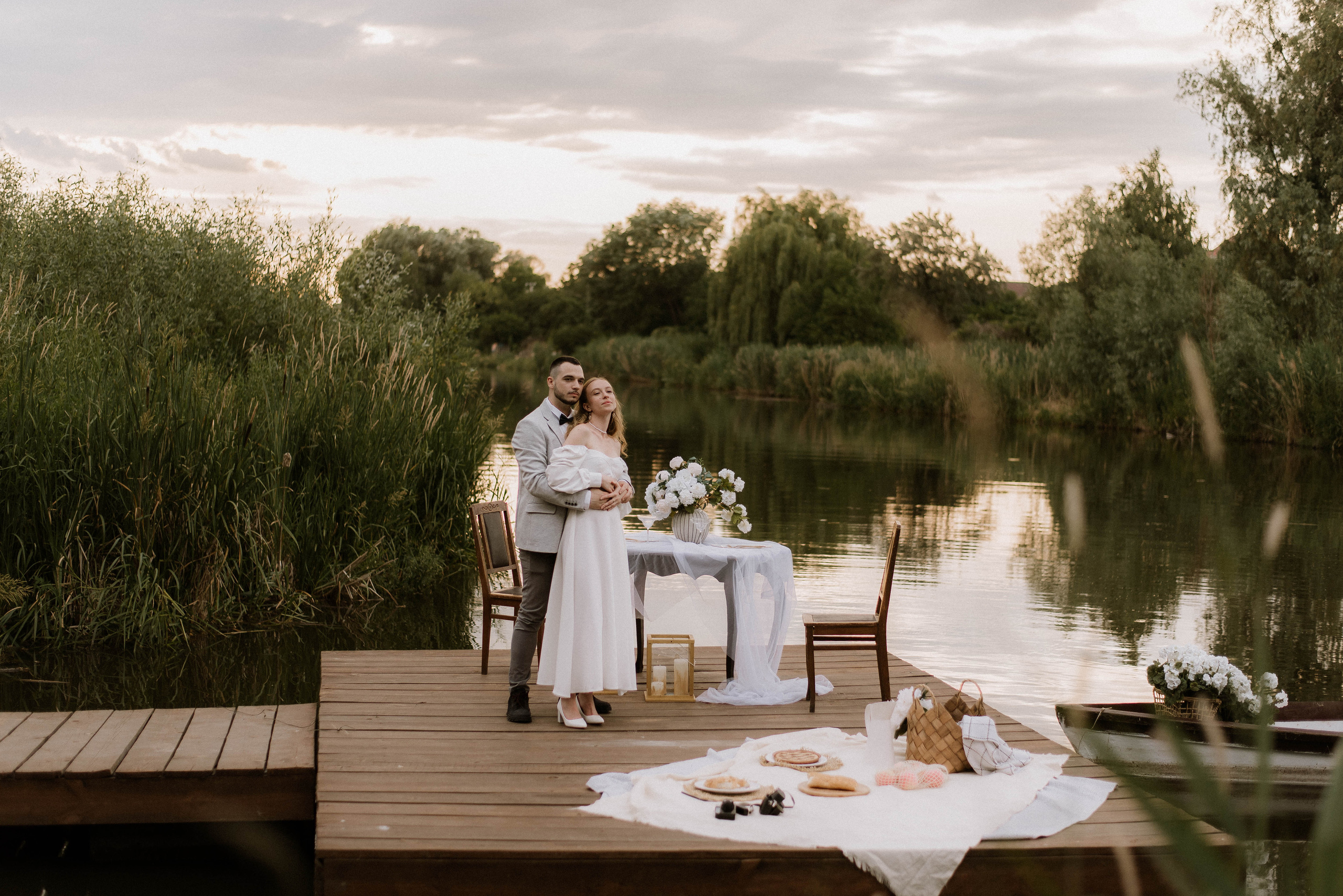 Весільна фотосесія на човні, Київ, Україна, весільний фотограф. Весільний та фотограф Київ Україна Олександра, свадебный Киев Украина