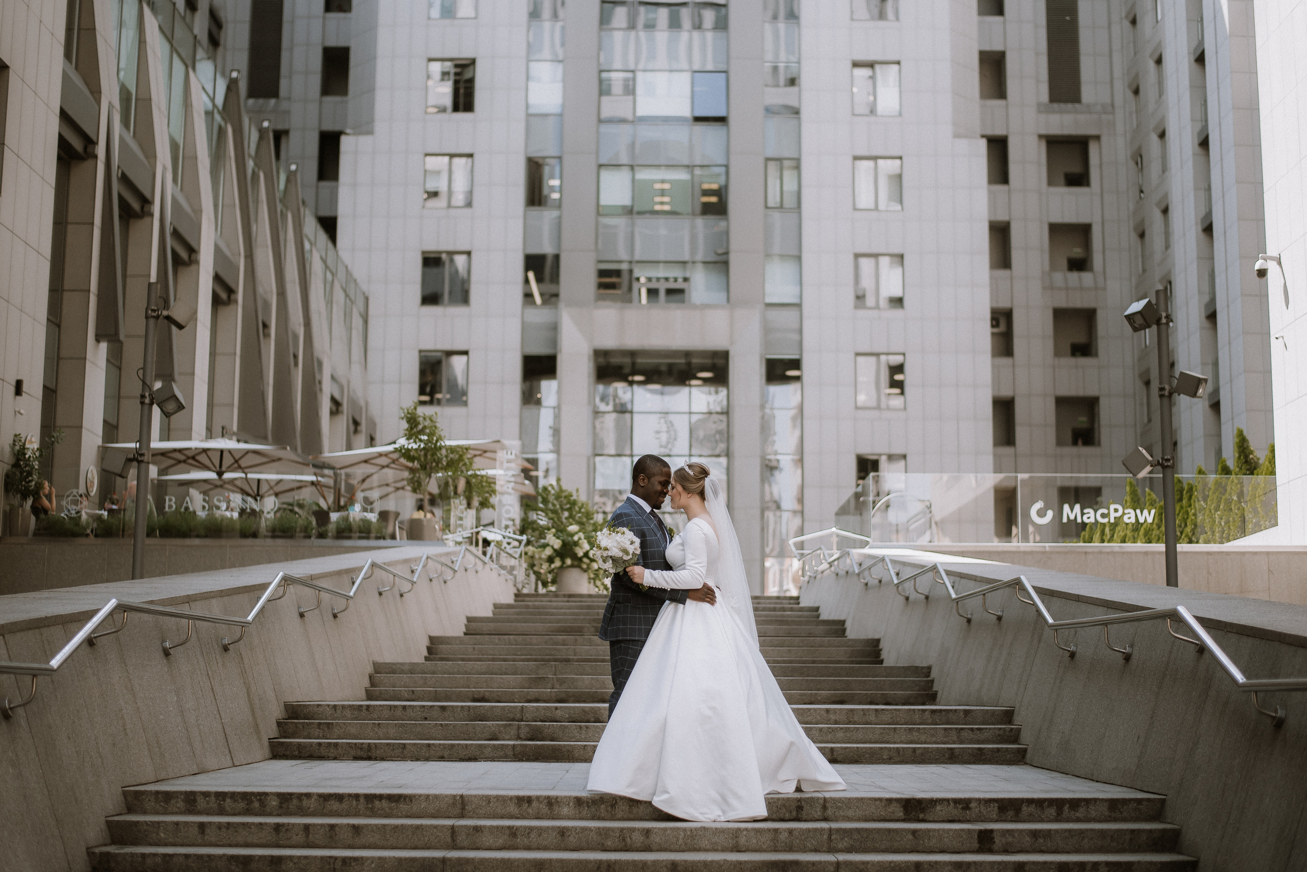 Інтернаціональне весілля Київ, весільний фотограф Україна, фотосесія. Весільний та фотограф Київ Україна Олександра, свадебный Киев Украина