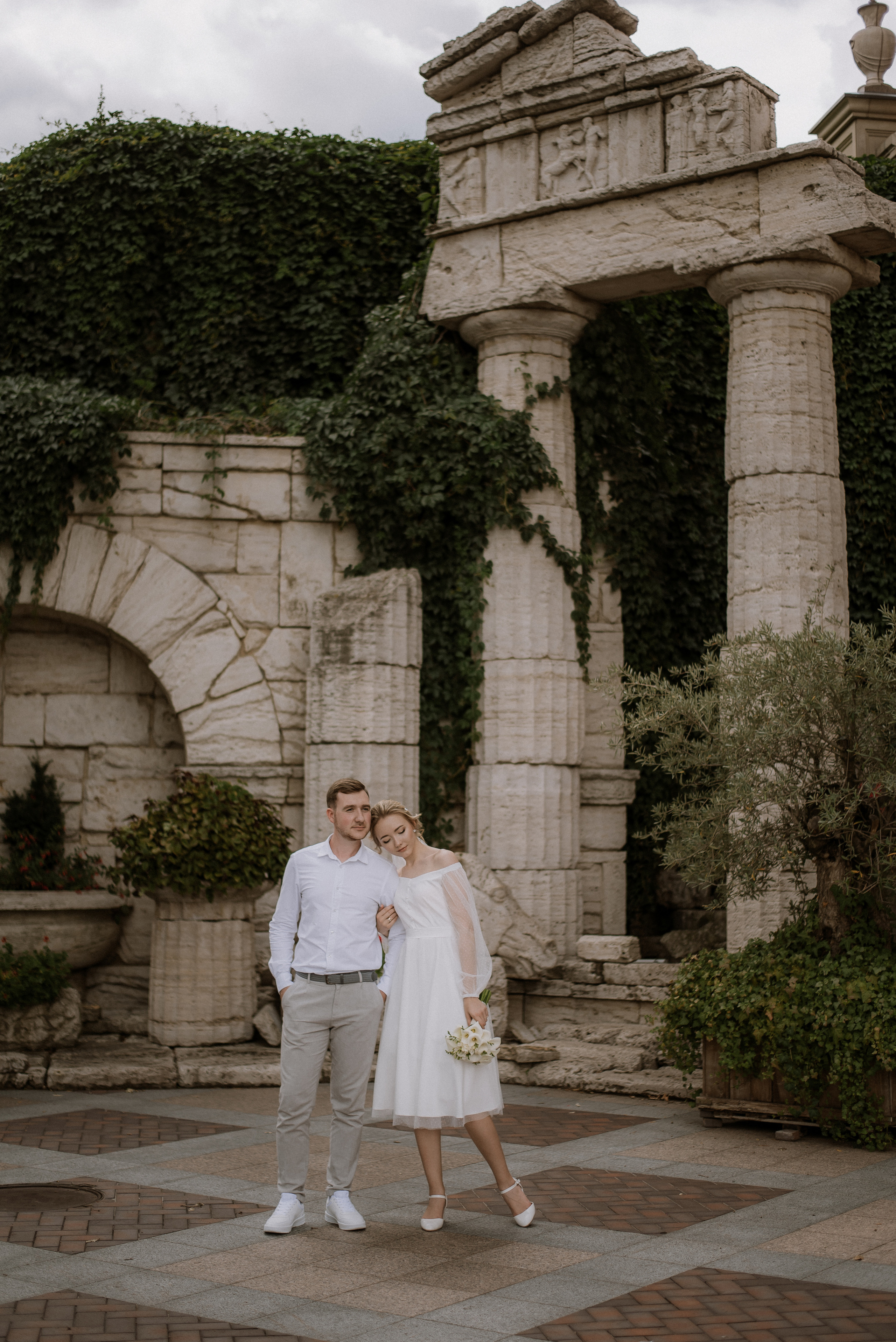 Весільна фотосесія в Межигір’ї, Київ, Україна, весільний фотограф. Весільний та фотограф Київ Україна Олександра, свадебный Киев Украина