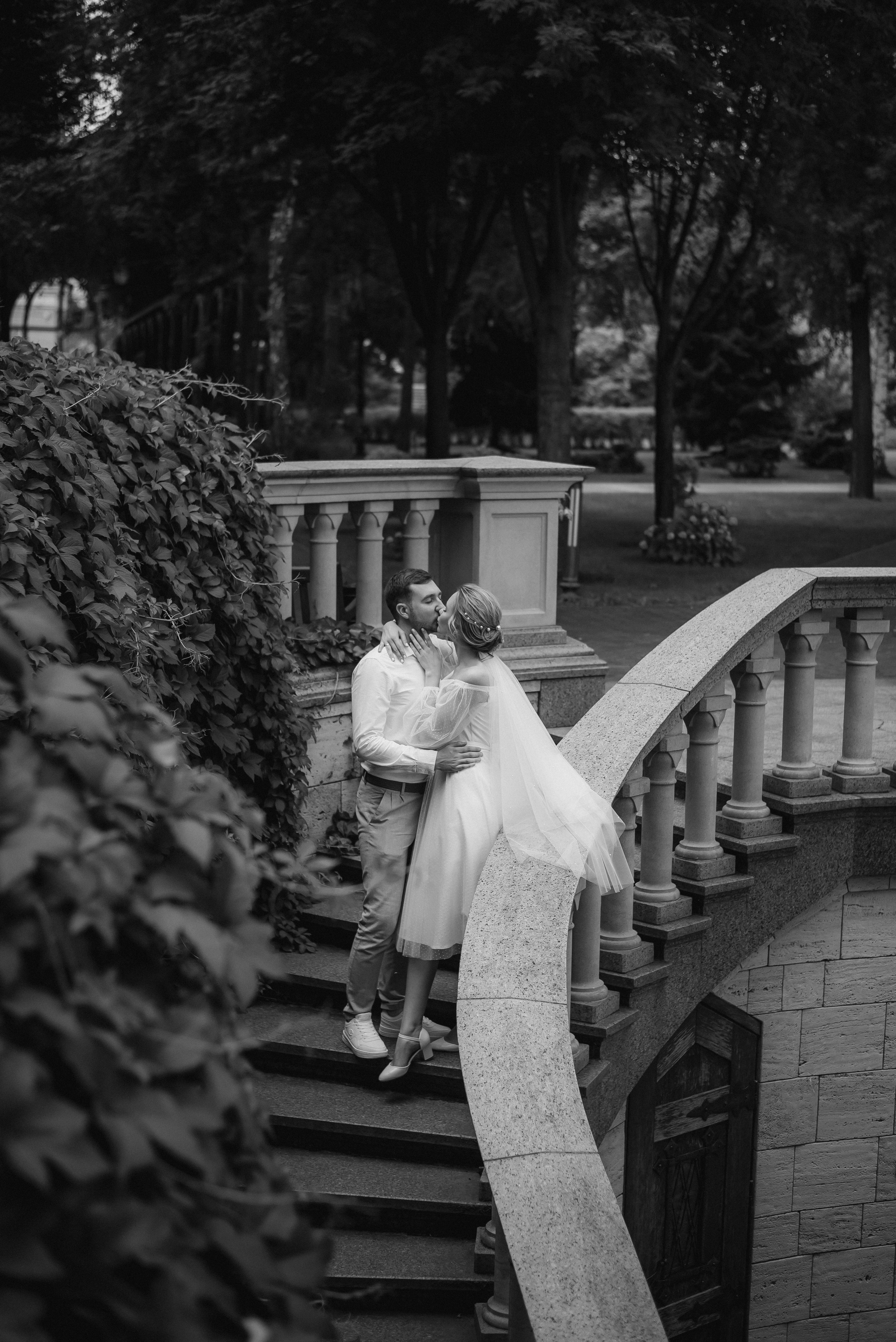 Весільна фотосесія в Межигір’ї, Київ, Україна, весільний фотограф. Весільний та фотограф Київ Україна Олександра, свадебный Киев Украина