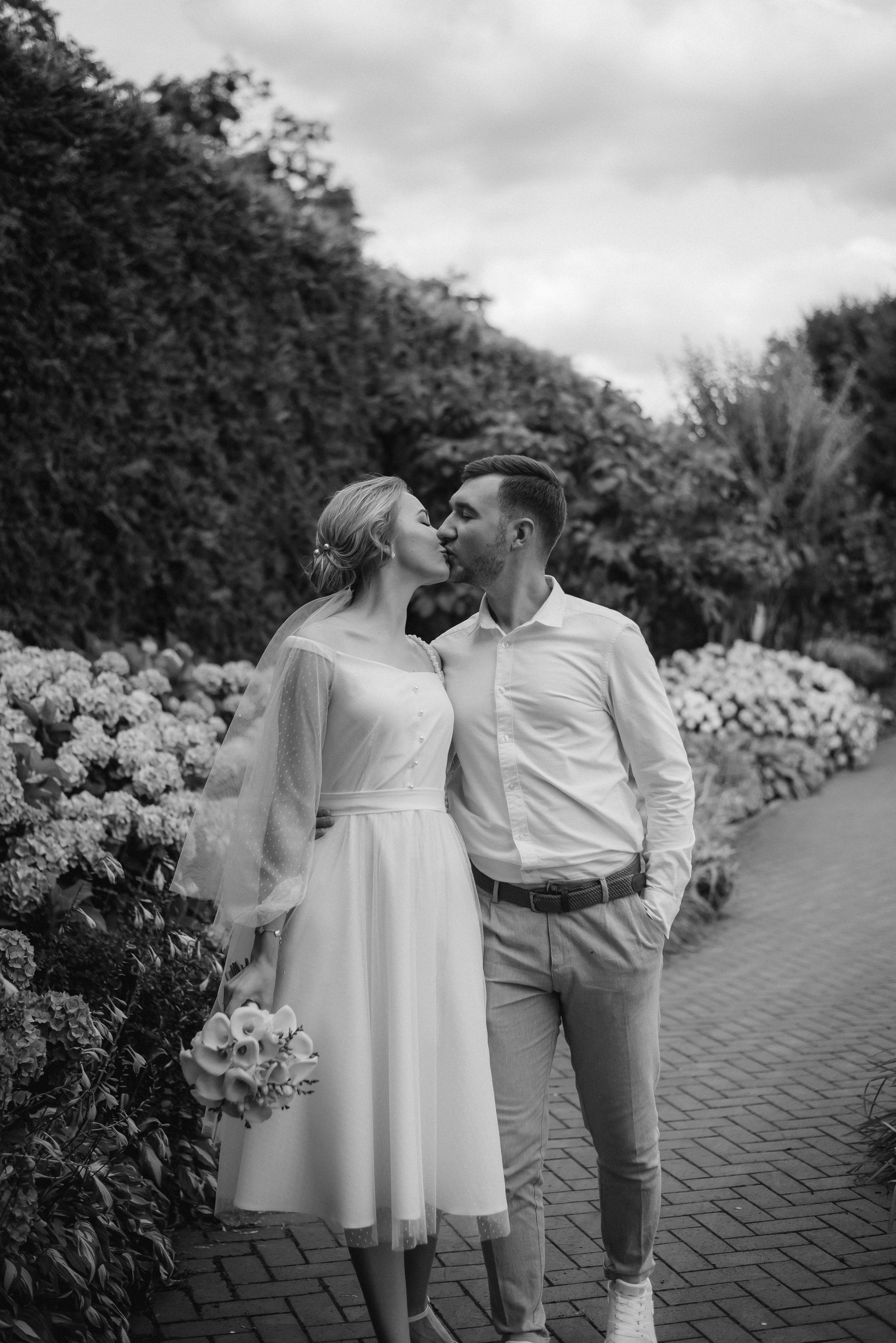 Весільна фотосесія в Межигір’ї, Київ, Україна, весільний фотограф. Весільний та фотограф Київ Україна Олександра, свадебный Киев Украина