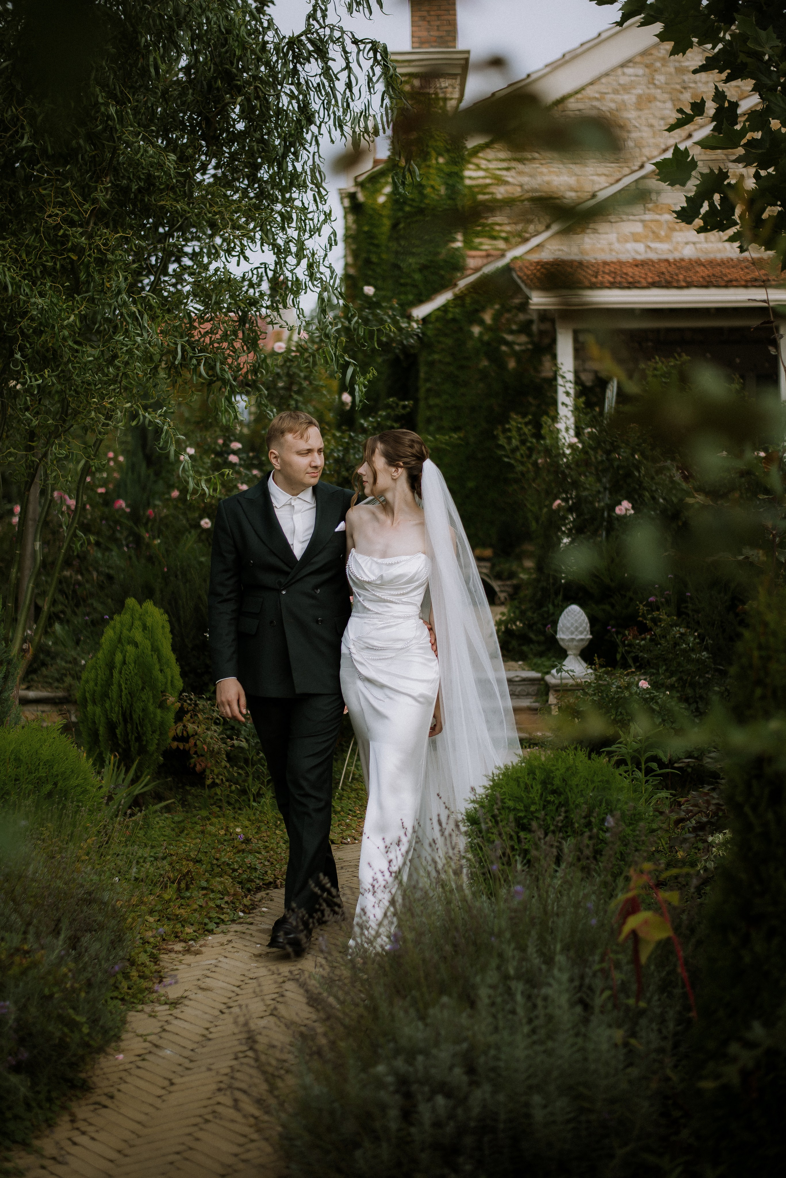 Весільна фотосесія в Києві, замок кохання, весілля, Київ, фотограф. Весільний та фотограф Київ Україна Олександра, свадебный Киев Украина