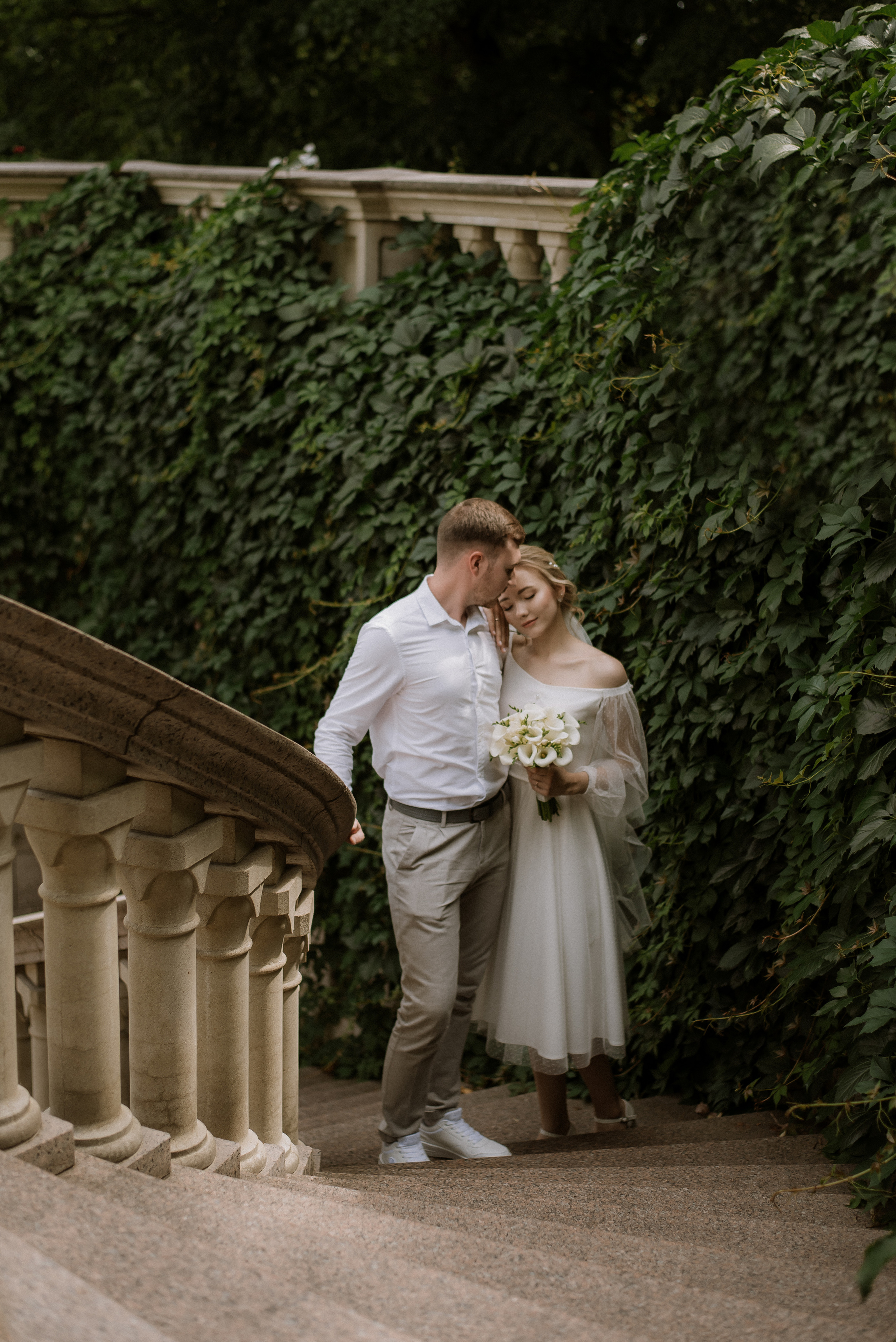 Весільна фотосесія в Межигір’ї, Київ, Україна, весільний фотограф. Весільний та фотограф Київ Україна Олександра, свадебный Киев Украина