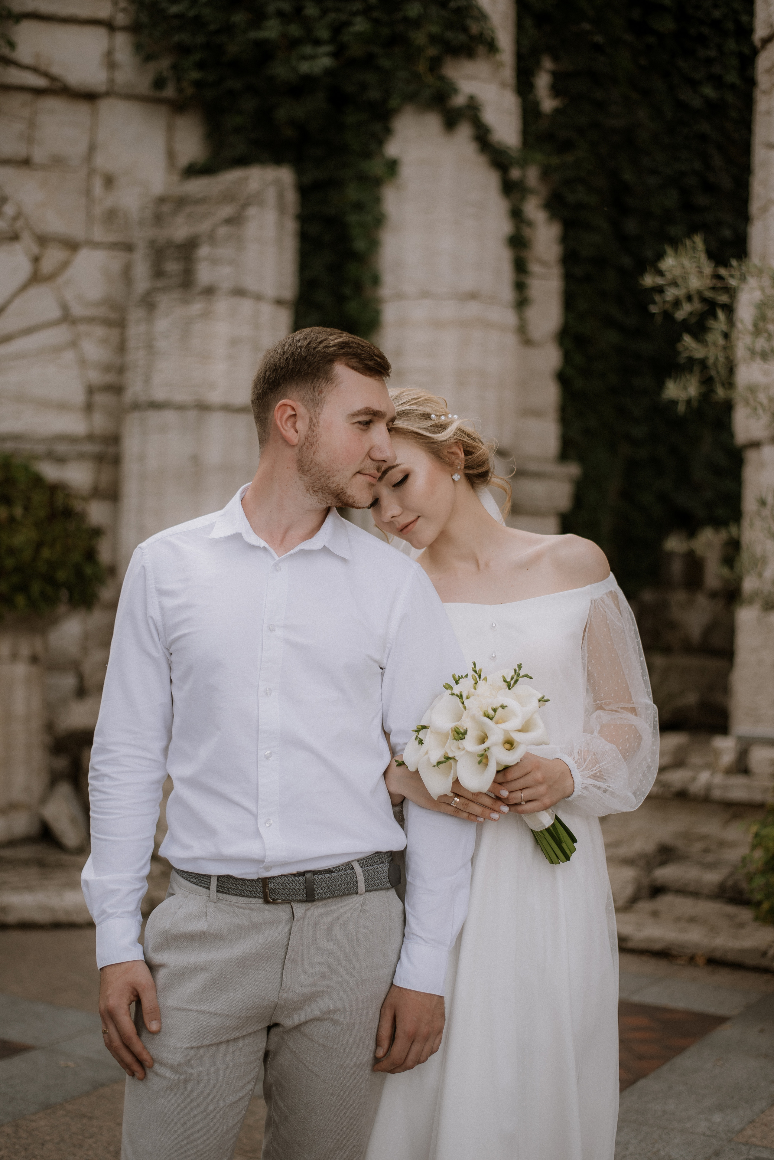 Весільна фотосесія в Межигір’ї, Київ, Україна, весільний фотограф. Весільний та фотограф Київ Україна Олександра, свадебный Киев Украина