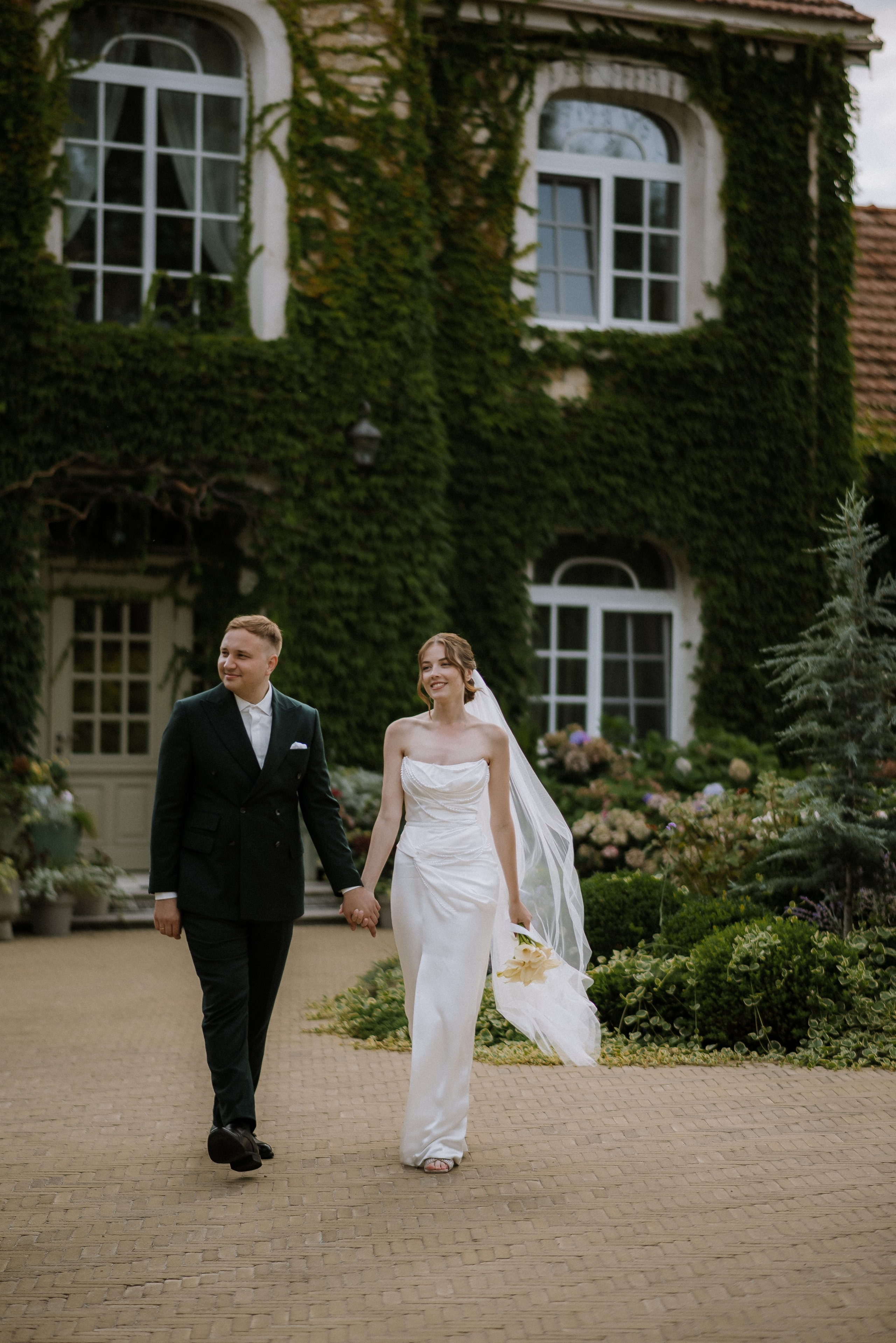 Весільна фотосесія в Києві, замок кохання, весілля, Київ, фотограф. Весільний та фотограф Київ Україна Олександра, свадебный Киев Украина