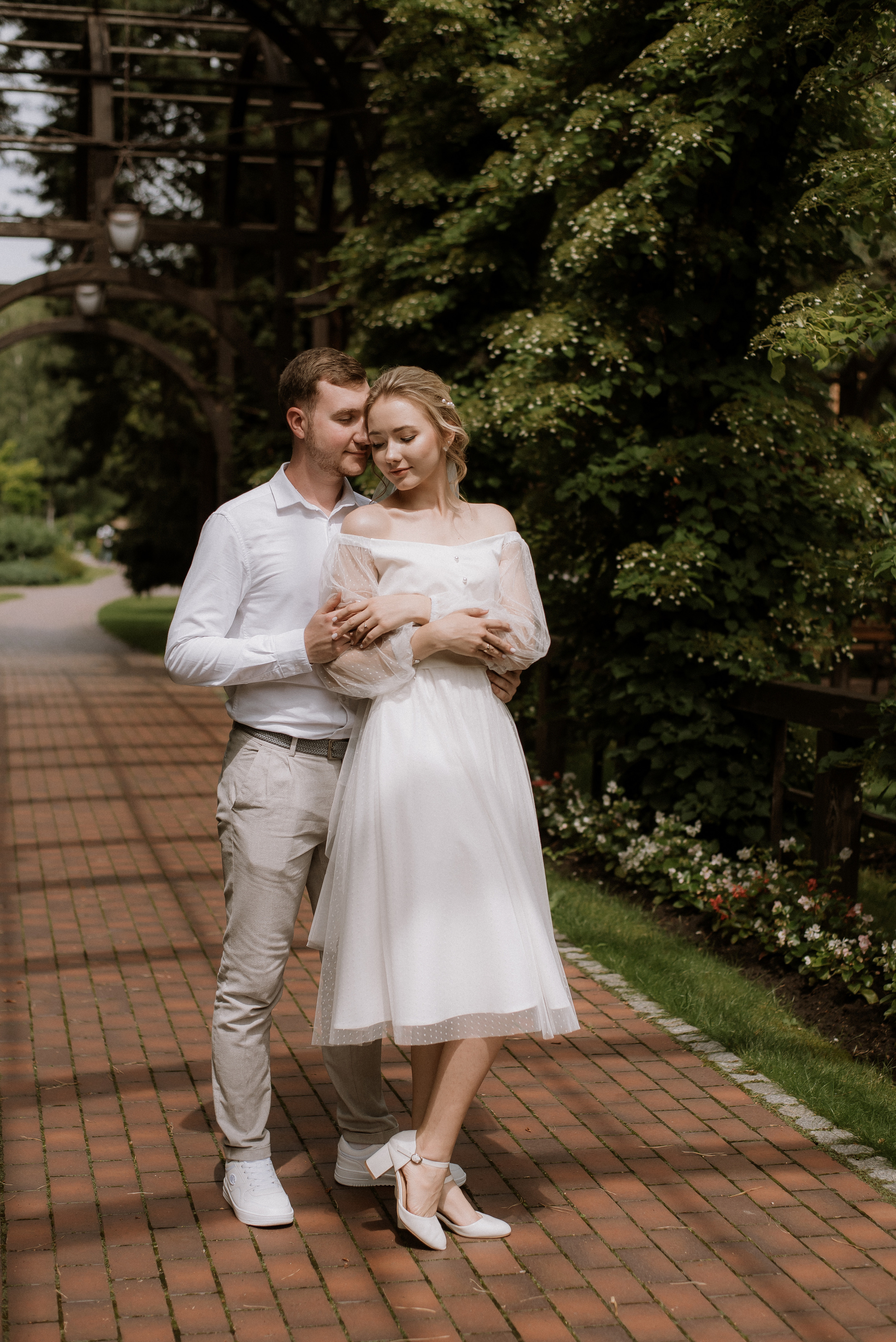 Весільна фотосесія в Межигір’ї, Київ, Україна, весільний фотограф. Весільний та фотограф Київ Україна Олександра, свадебный Киев Украина