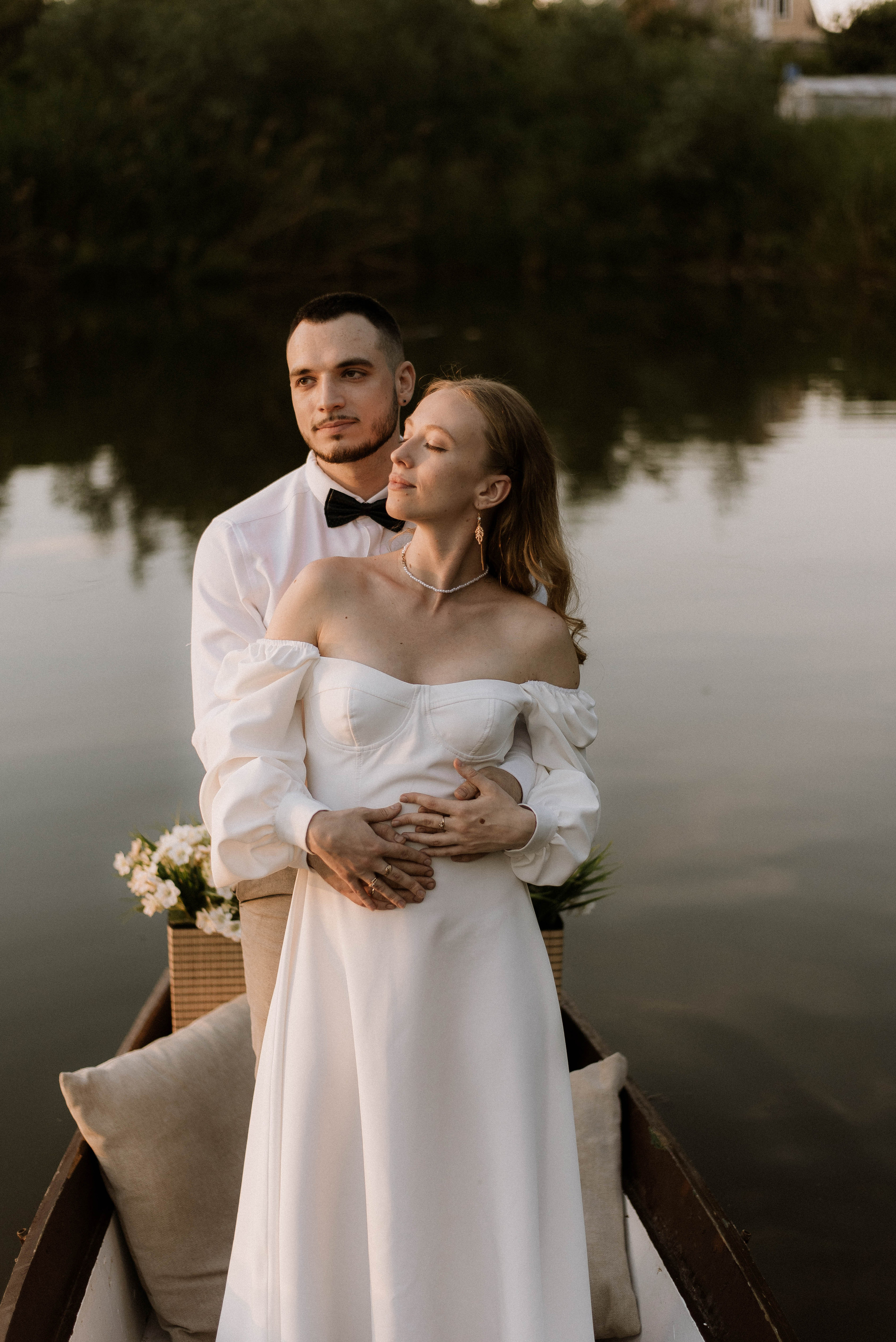 Весільна фотосесія на човні, Київ, Україна, весільний фотограф. Весільний та фотограф Київ Україна Олександра, свадебный Киев Украина