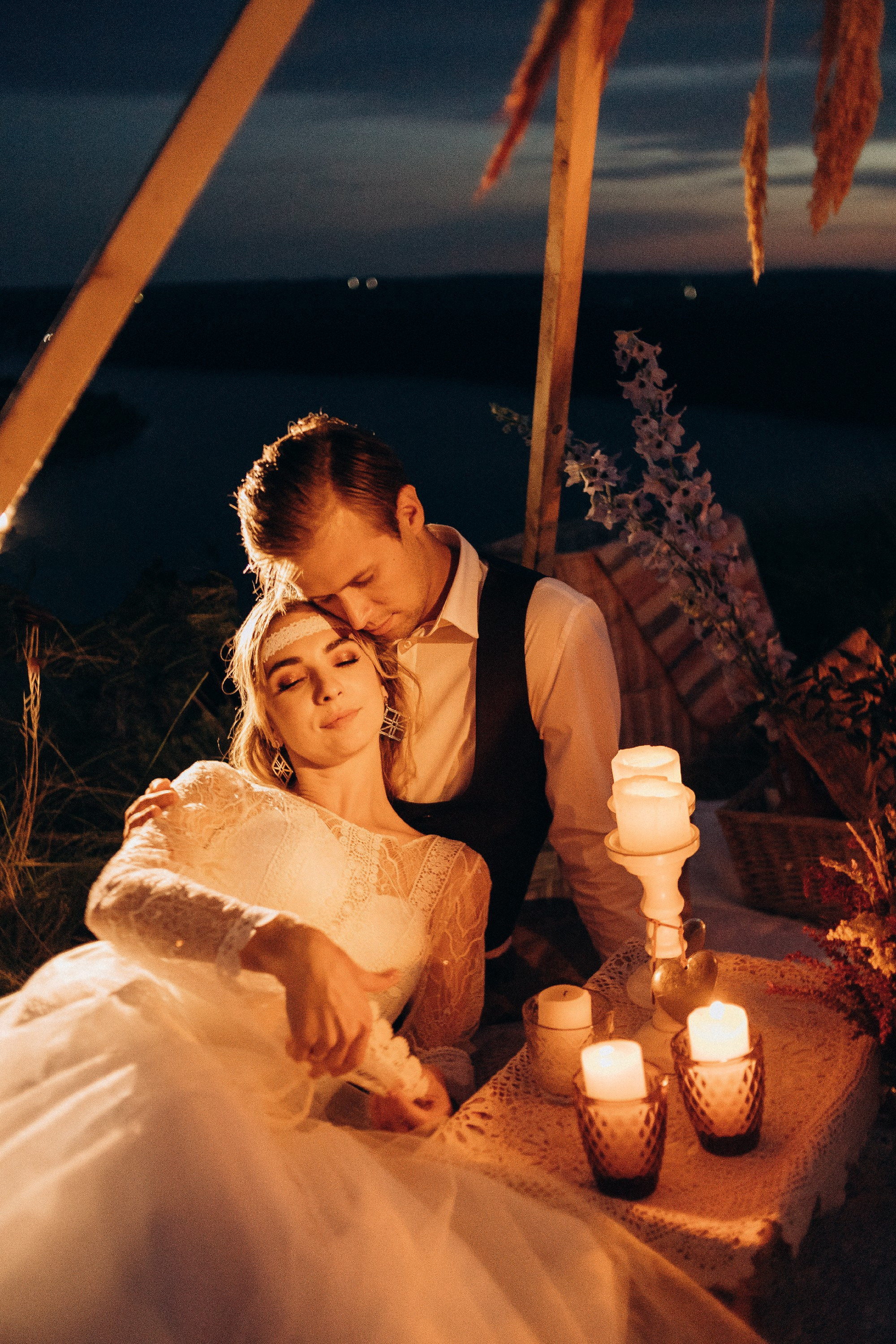 Wedding near the river. Свадебный семейный Фотограф Киев Конотоп lovestory портрет семейная