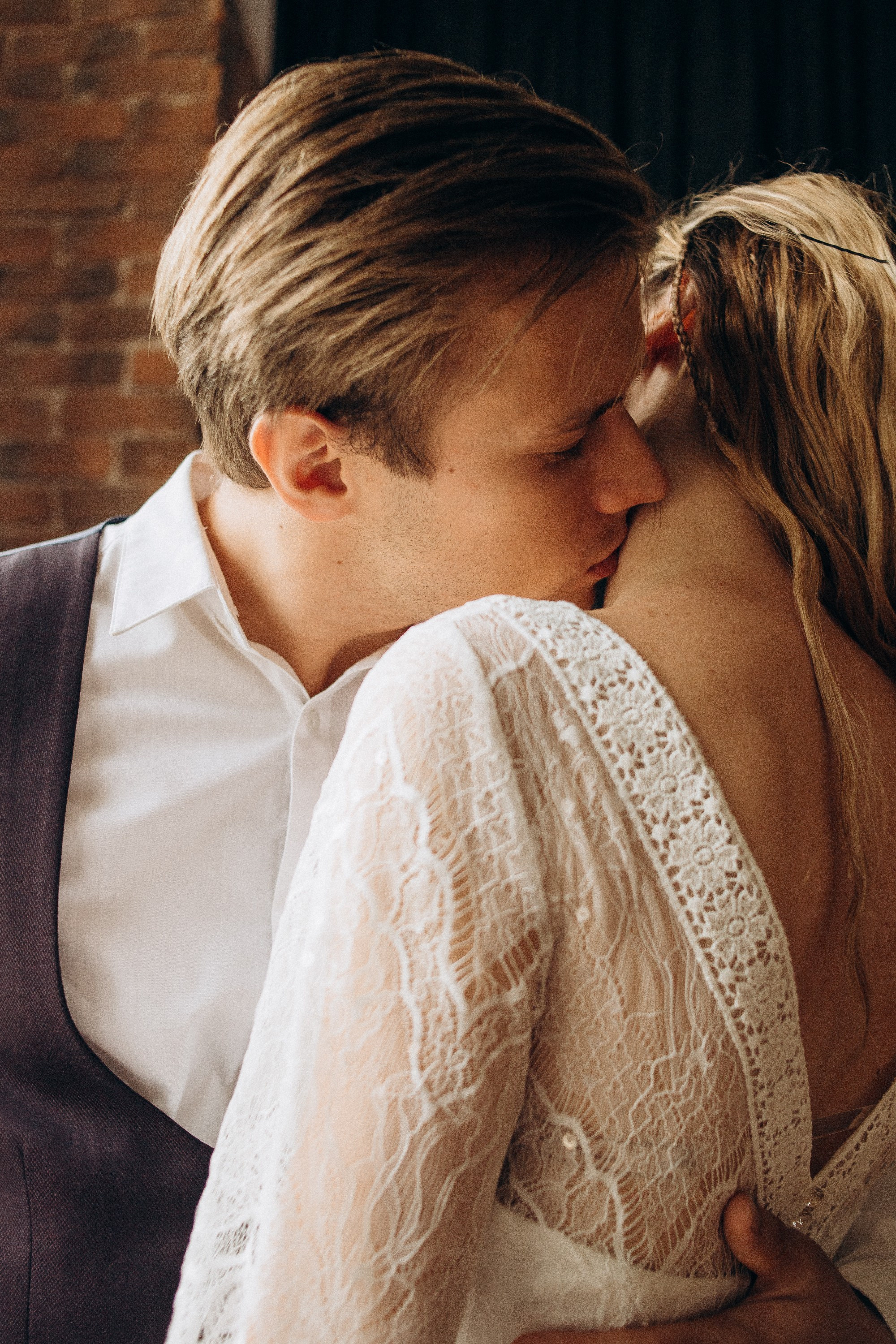 Wedding near the river. Свадебный семейный Фотограф Киев Конотоп lovestory портрет семейная