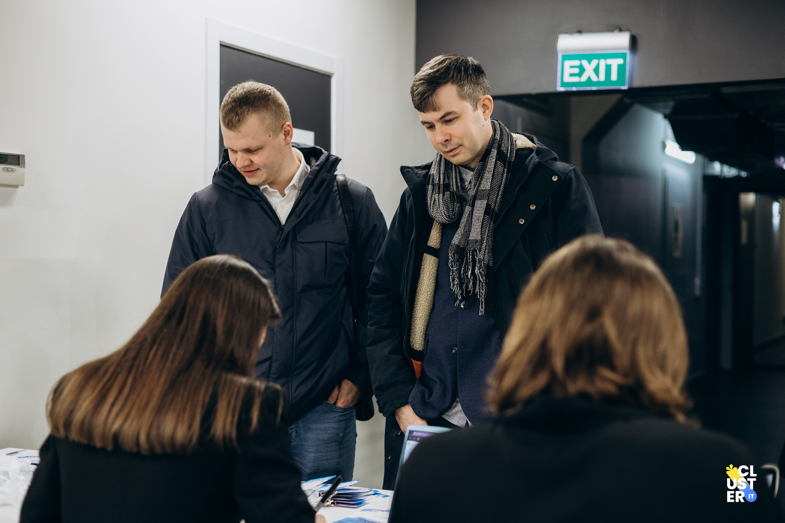 New LOGIC OF MEETINGS. Свадебный семейный Фотограф Киев Конотоп lovestory портрет семейная
