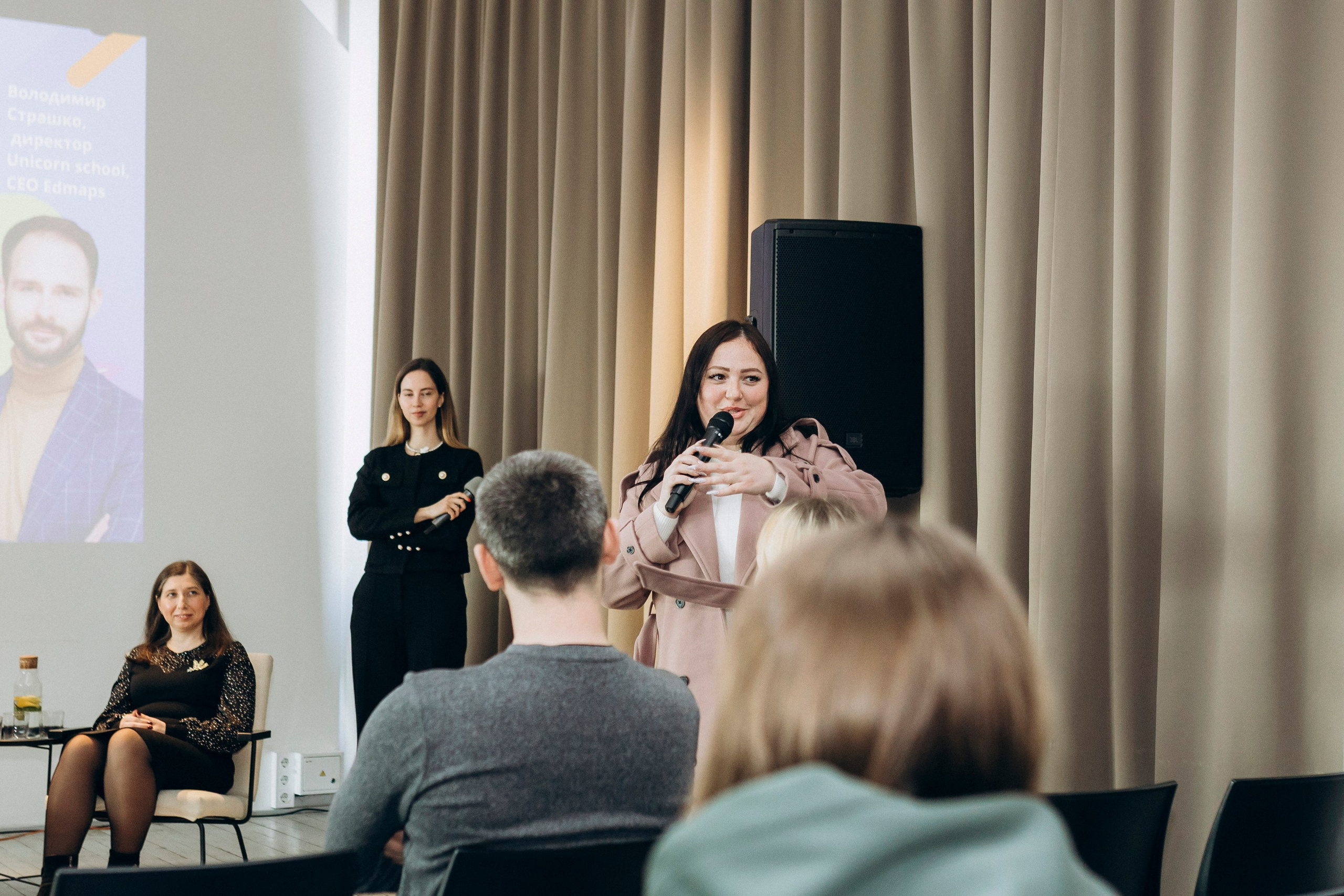 Shaping the Future of Education trough Technology. Свадебный семейный Фотограф Киев Конотоп lovestory портрет семейная