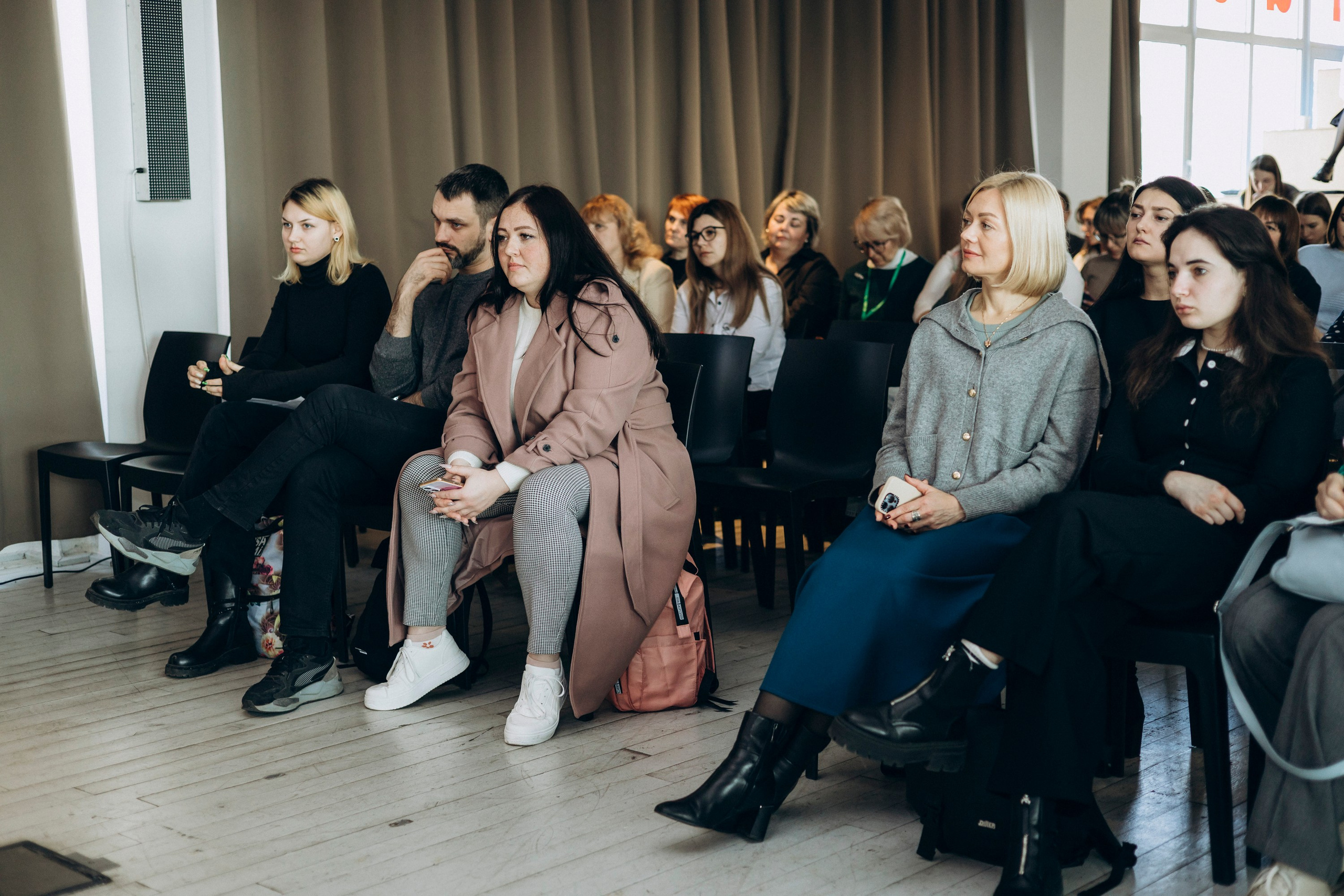 Shaping the Future of Education trough Technology. Свадебный семейный Фотограф Киев Конотоп lovestory портрет семейная