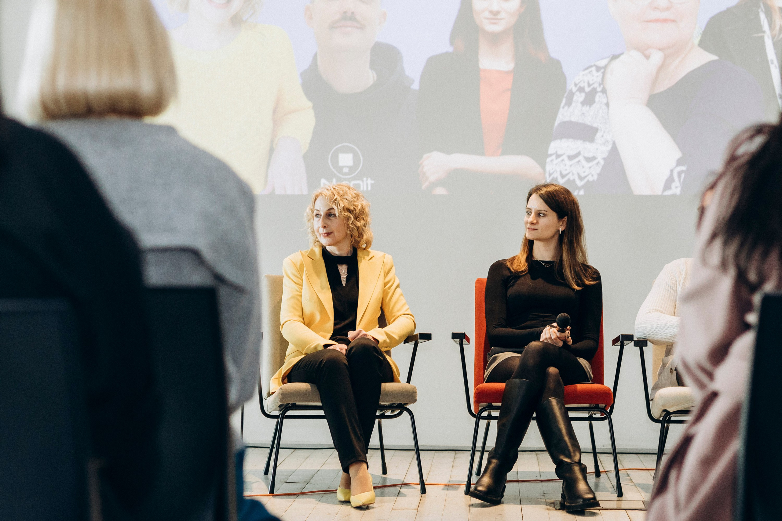 Shaping the Future of Education trough Technology. Свадебный семейный Фотограф Киев Конотоп lovestory портрет семейная