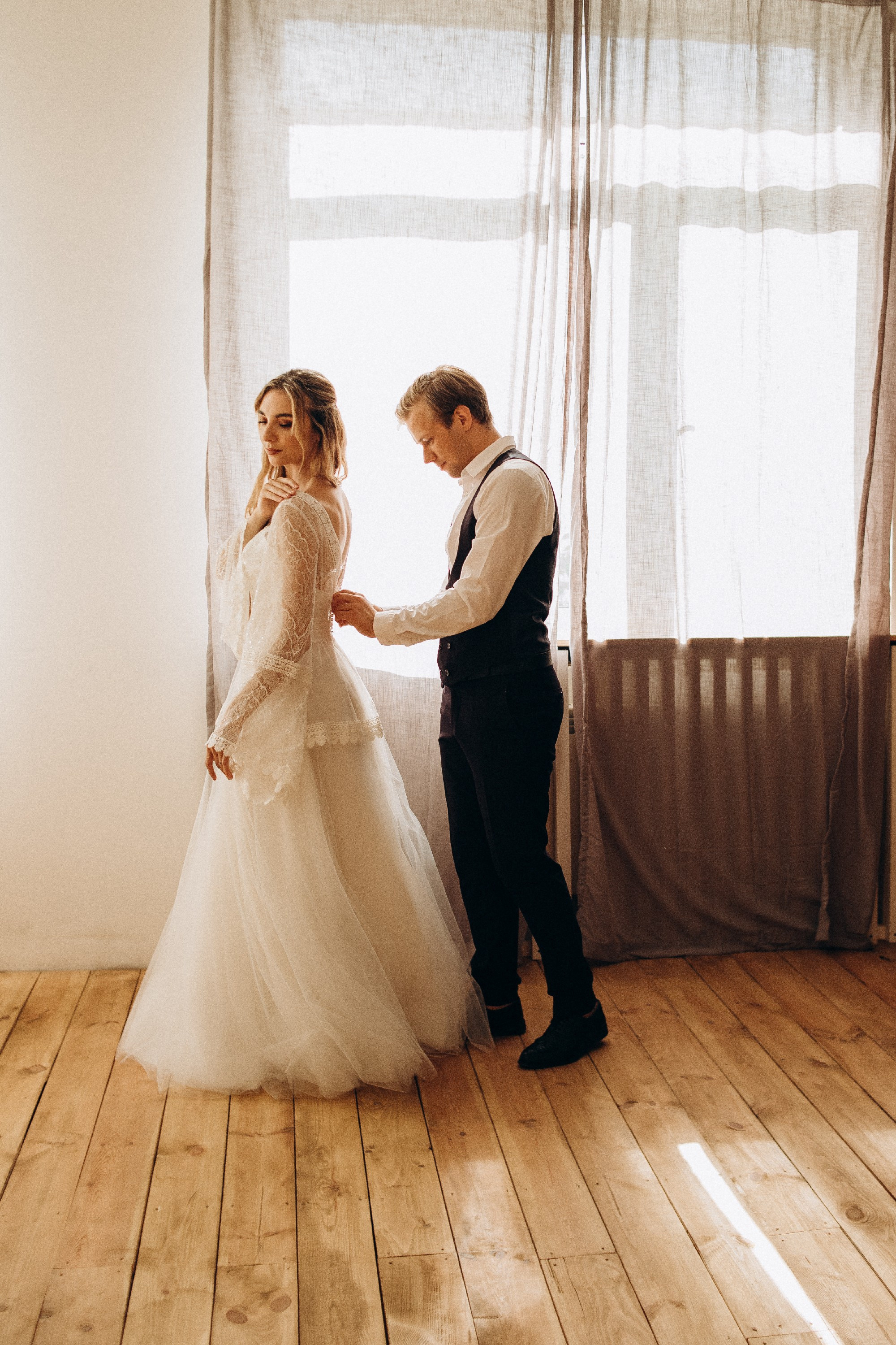 Wedding near the river. Свадебный семейный Фотограф Киев Конотоп lovestory портрет семейная