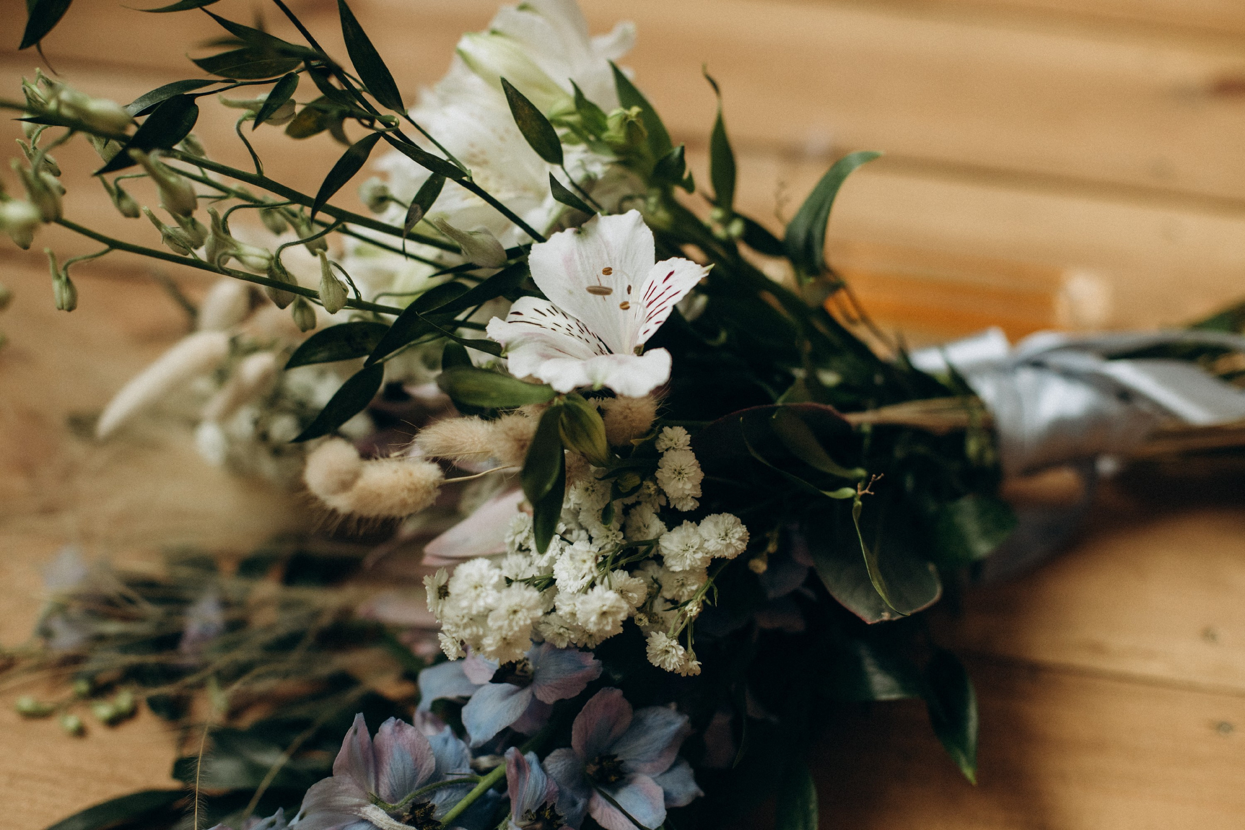 Wedding near the river. Свадебный семейный Фотограф Киев Конотоп lovestory портрет семейная