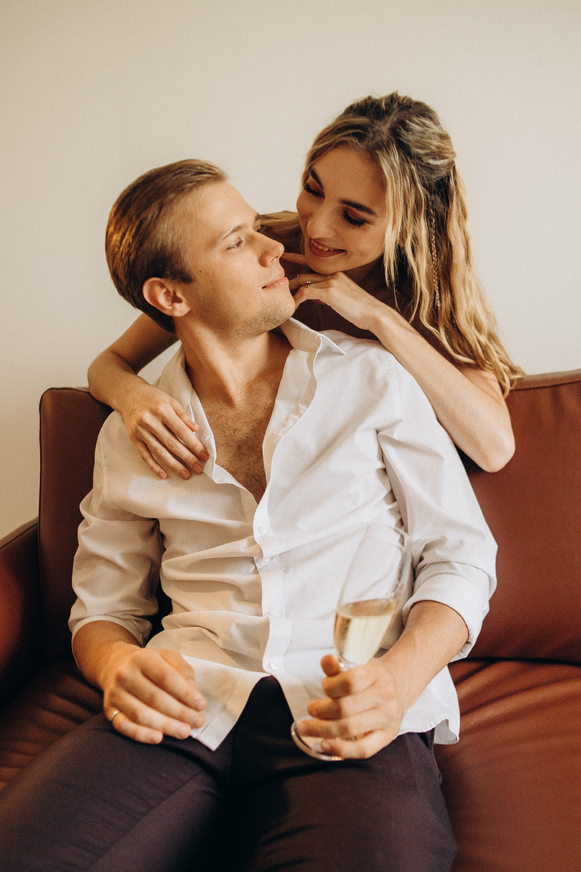 Wedding near the river. Свадебный семейный Фотограф Киев Конотоп lovestory портрет семейная