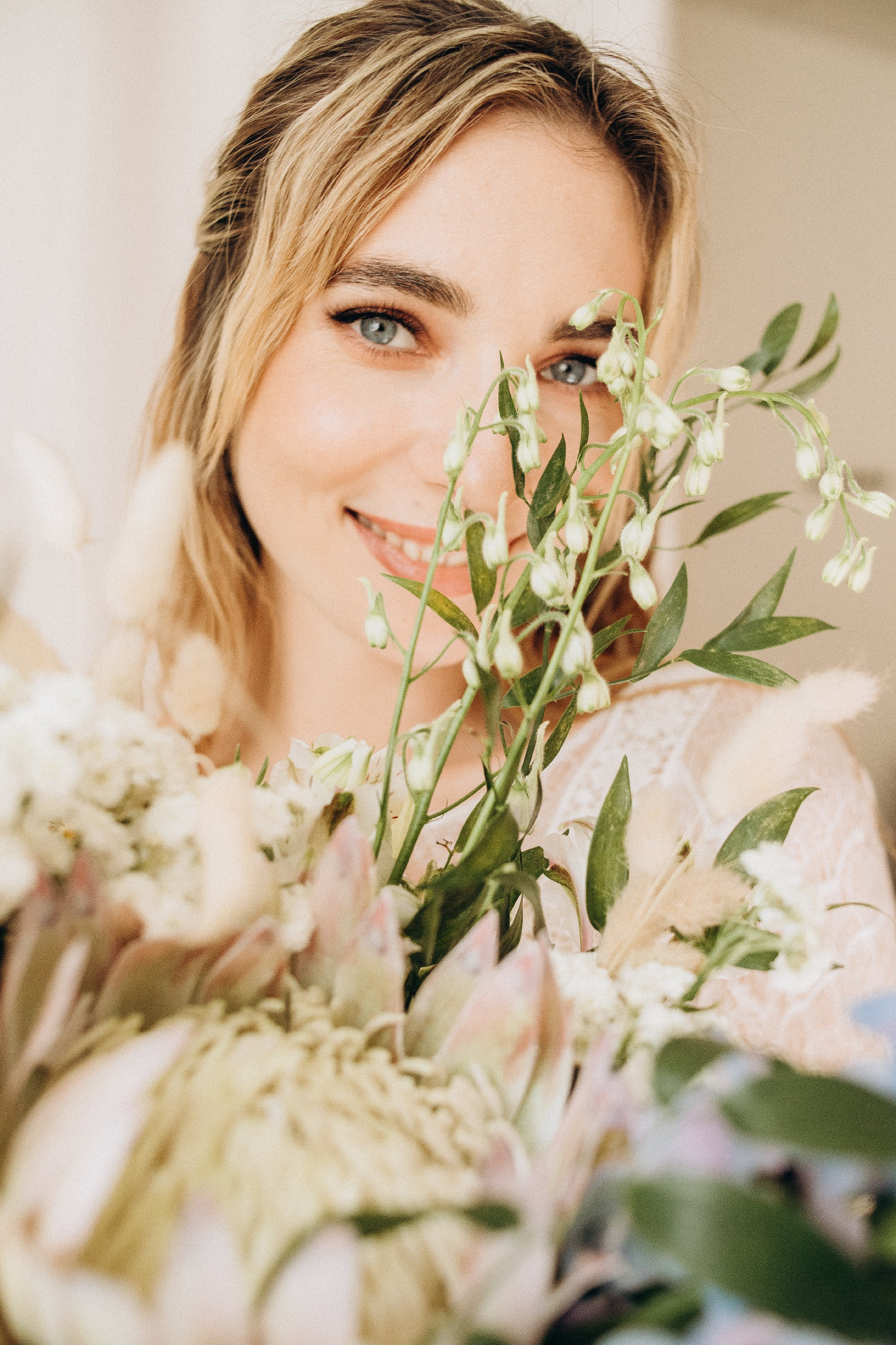 Wedding near the river. Свадебный семейный Фотограф Киев Конотоп lovestory портрет семейная