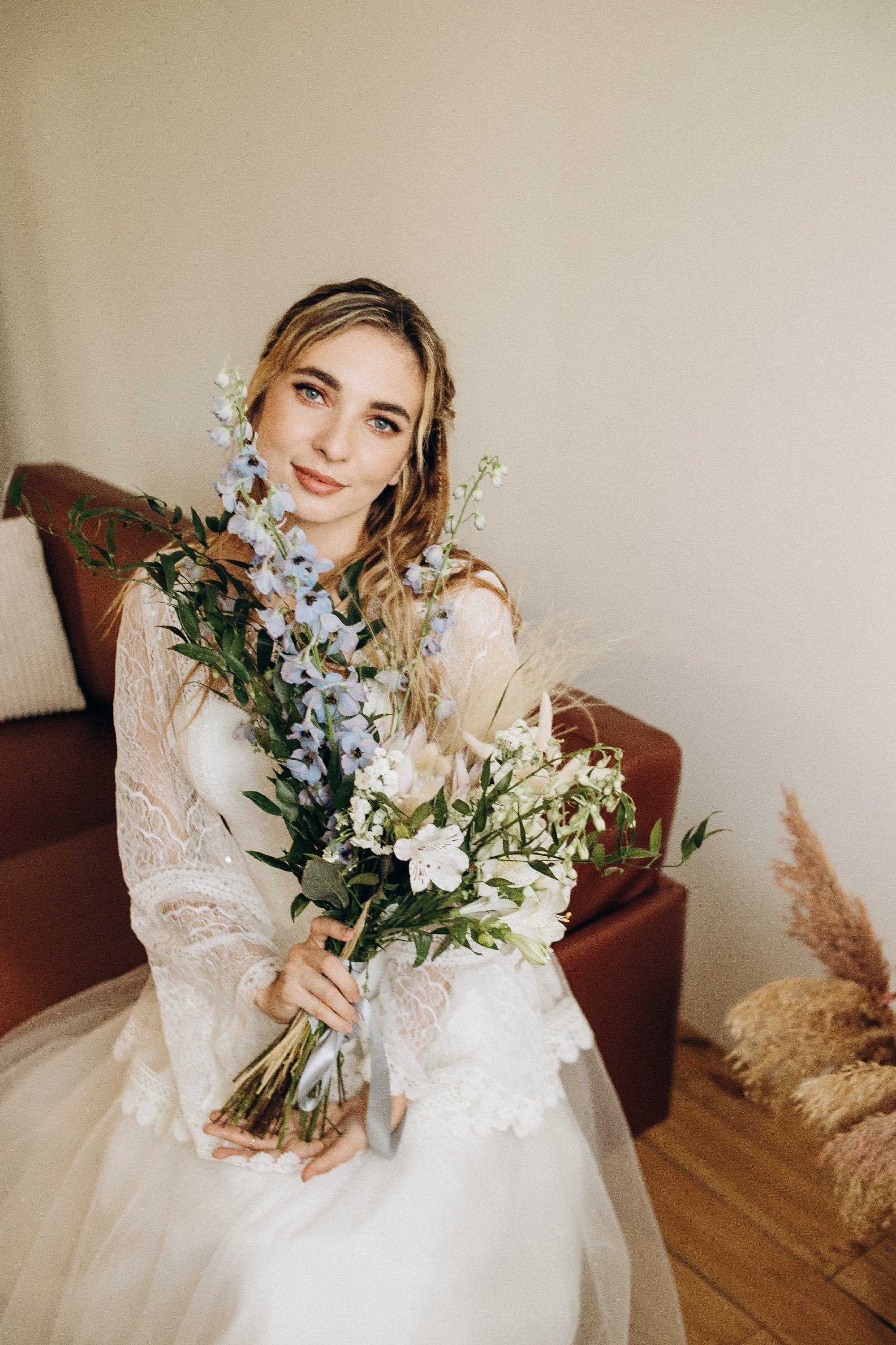 Wedding near the river. Свадебный семейный Фотограф Киев Конотоп lovestory портрет семейная