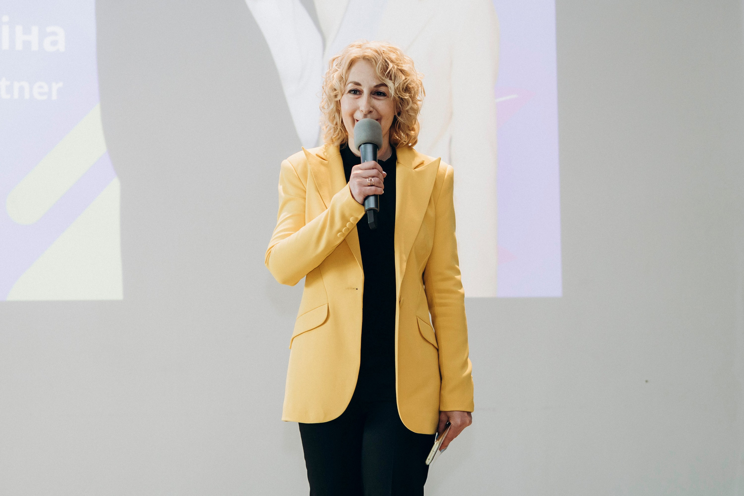 Shaping the Future of Education trough Technology. Свадебный семейный Фотограф Киев Конотоп lovestory портрет семейная