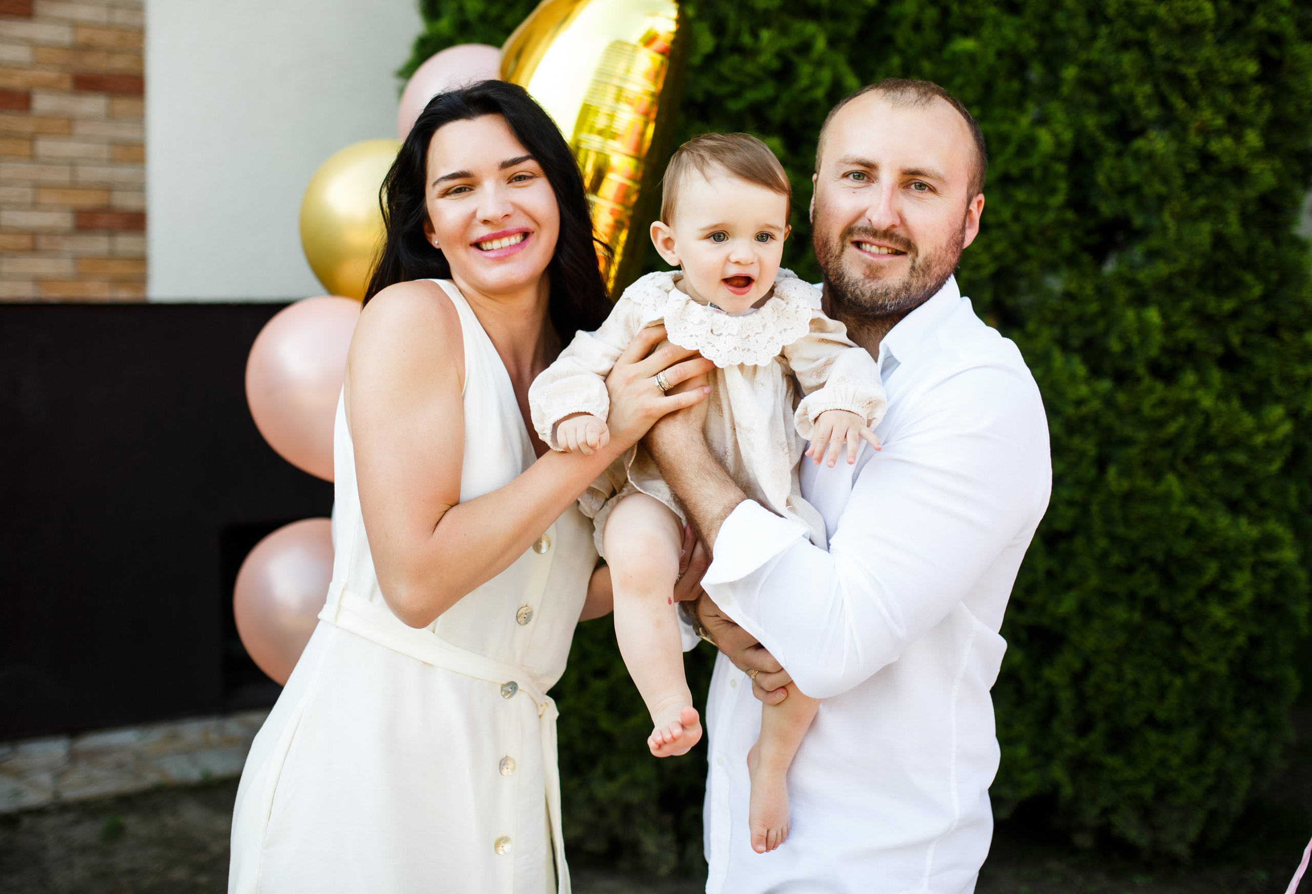 Ksenija, Siergiej i Sofia. Fotograf ślubny i rodzinny w Warszawie