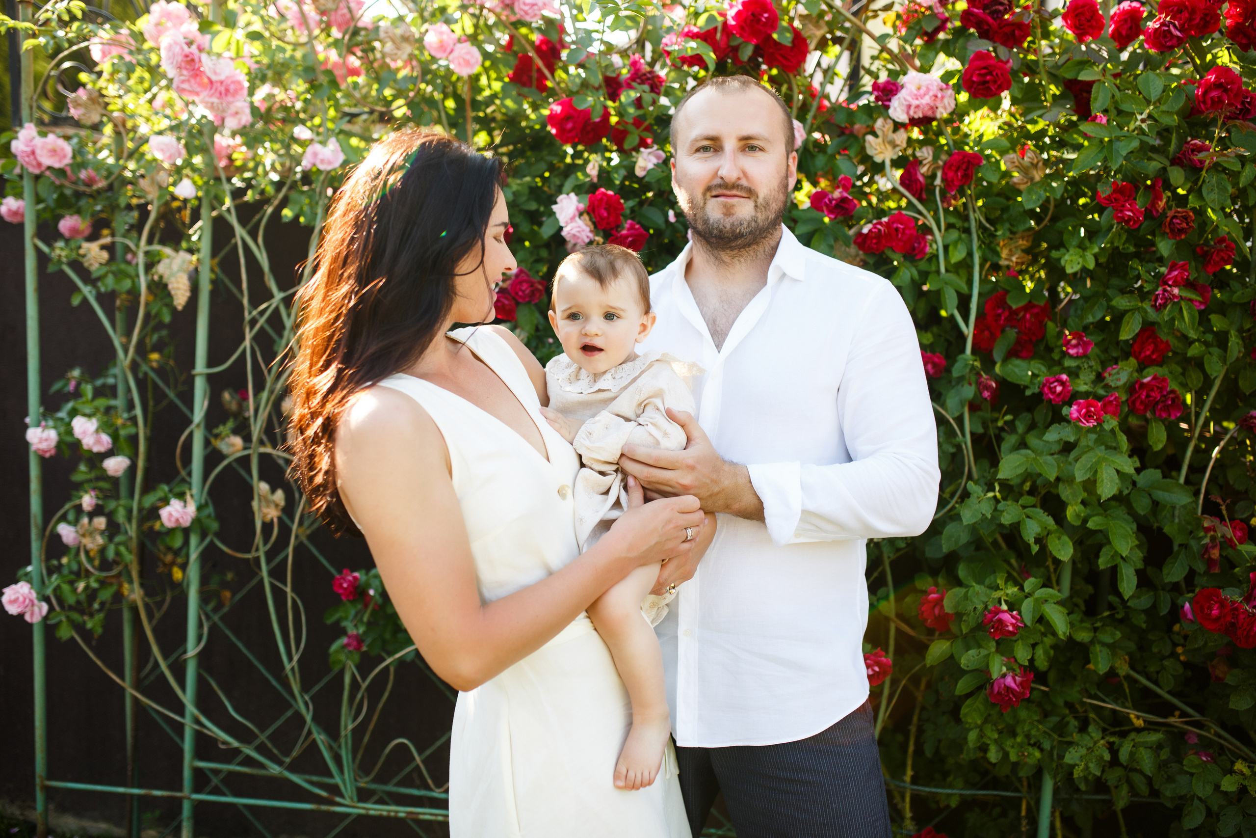 Ksenija, Siergiej i Sofia. Fotograf ślubny i rodzinny w Warszawie