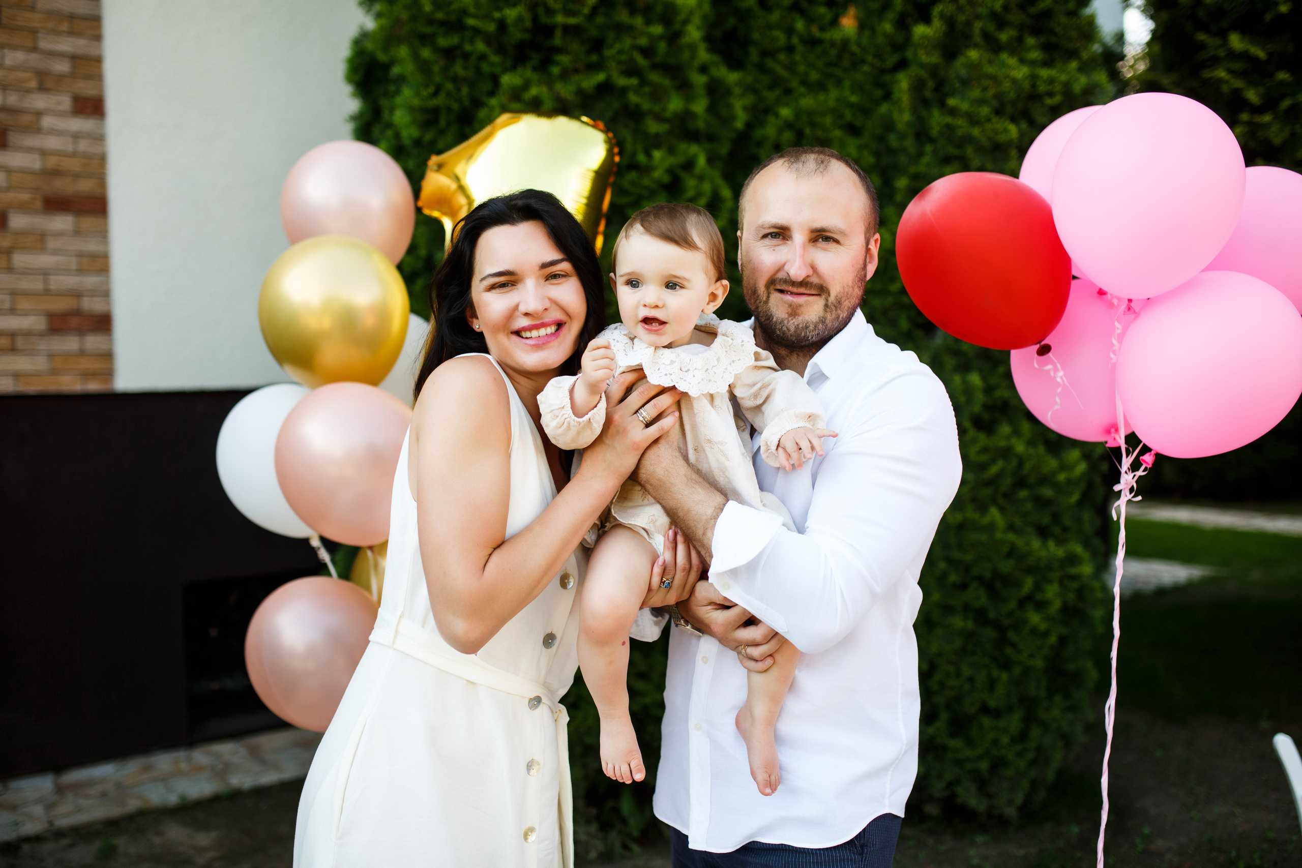 Ksenija, Siergiej i Sofia. Fotograf ślubny i rodzinny w Warszawie