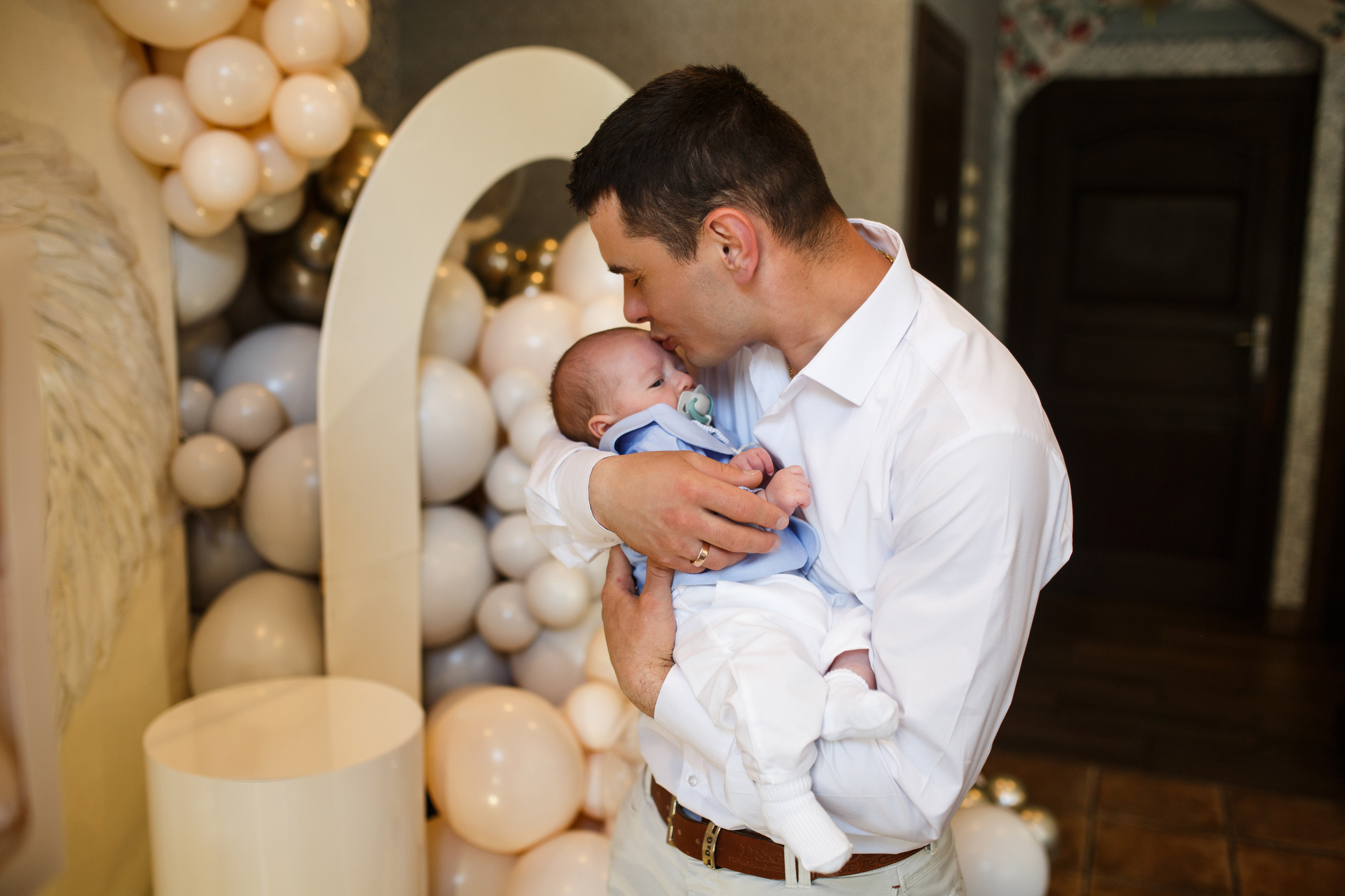 Adrian. Fotograf ślubny i rodzinny w Warszawie