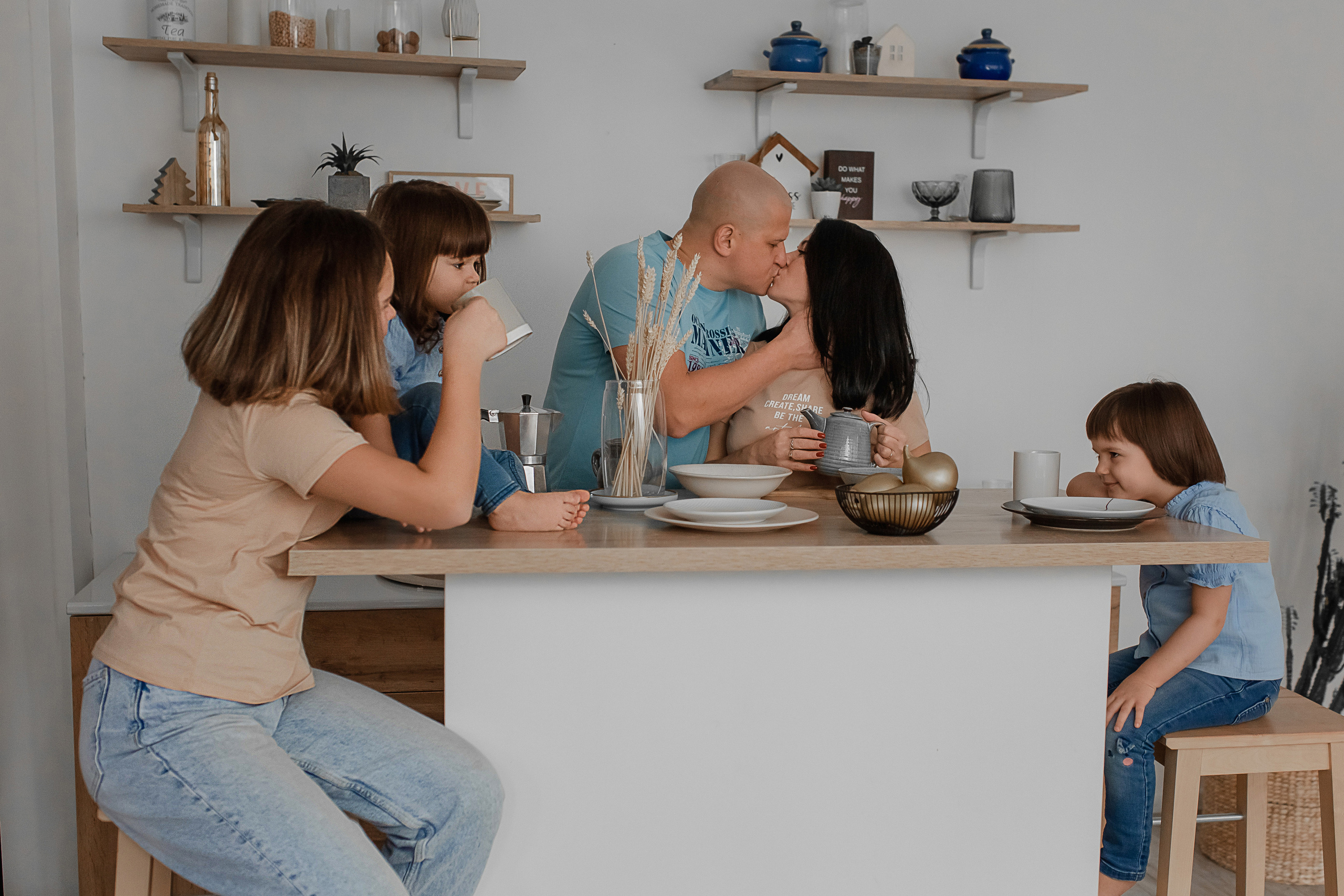 День в большой семье. Фотограф в Ташкенте Надежда Исаева