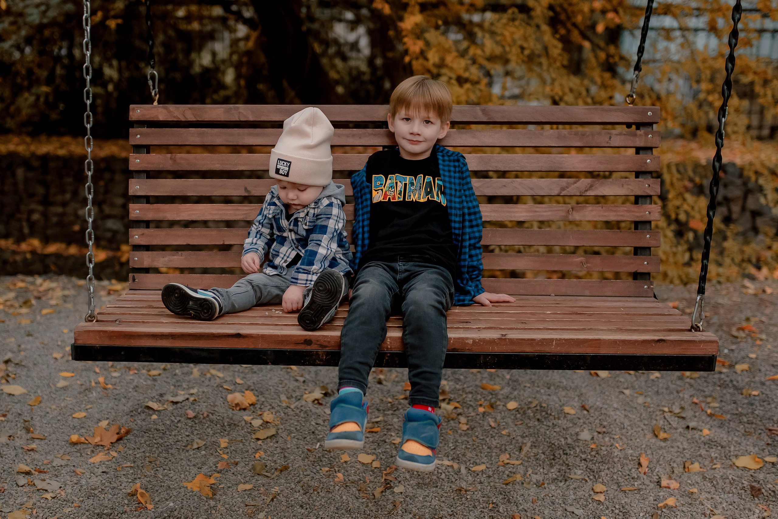 В листьях. Фотограф в Ташкенте Надежда Исаева