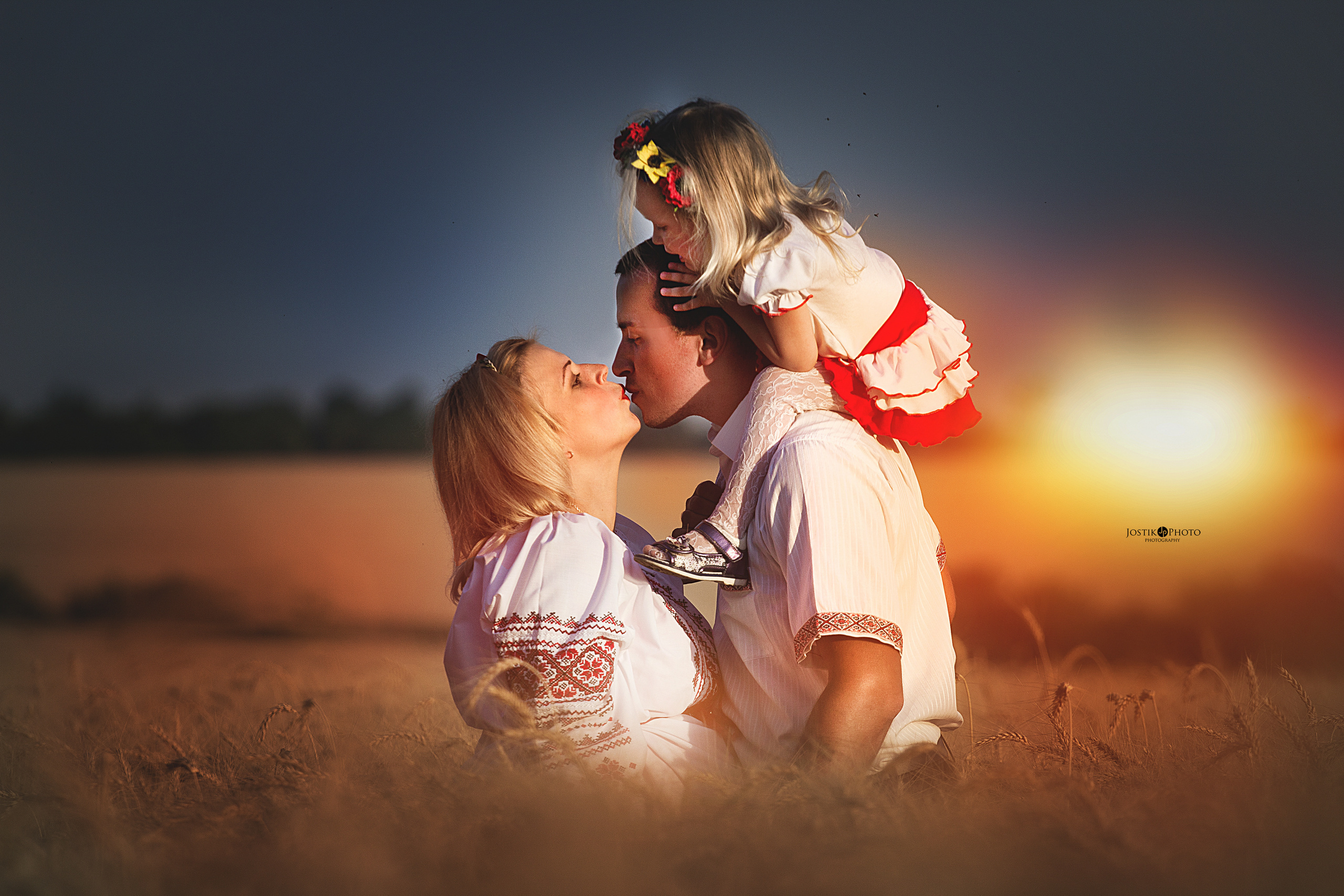 Семейная. Фотограф JOSTIK PHOTO Каменское