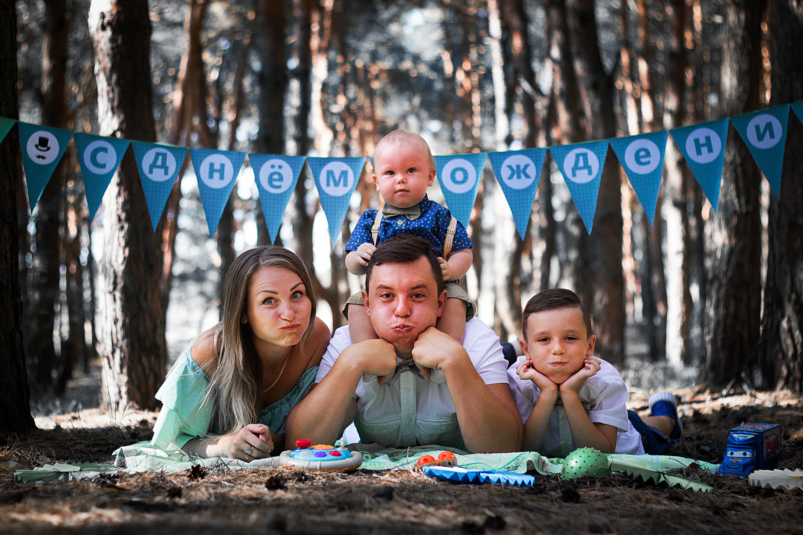 Семейная. Фотограф JOSTIK PHOTO Каменское