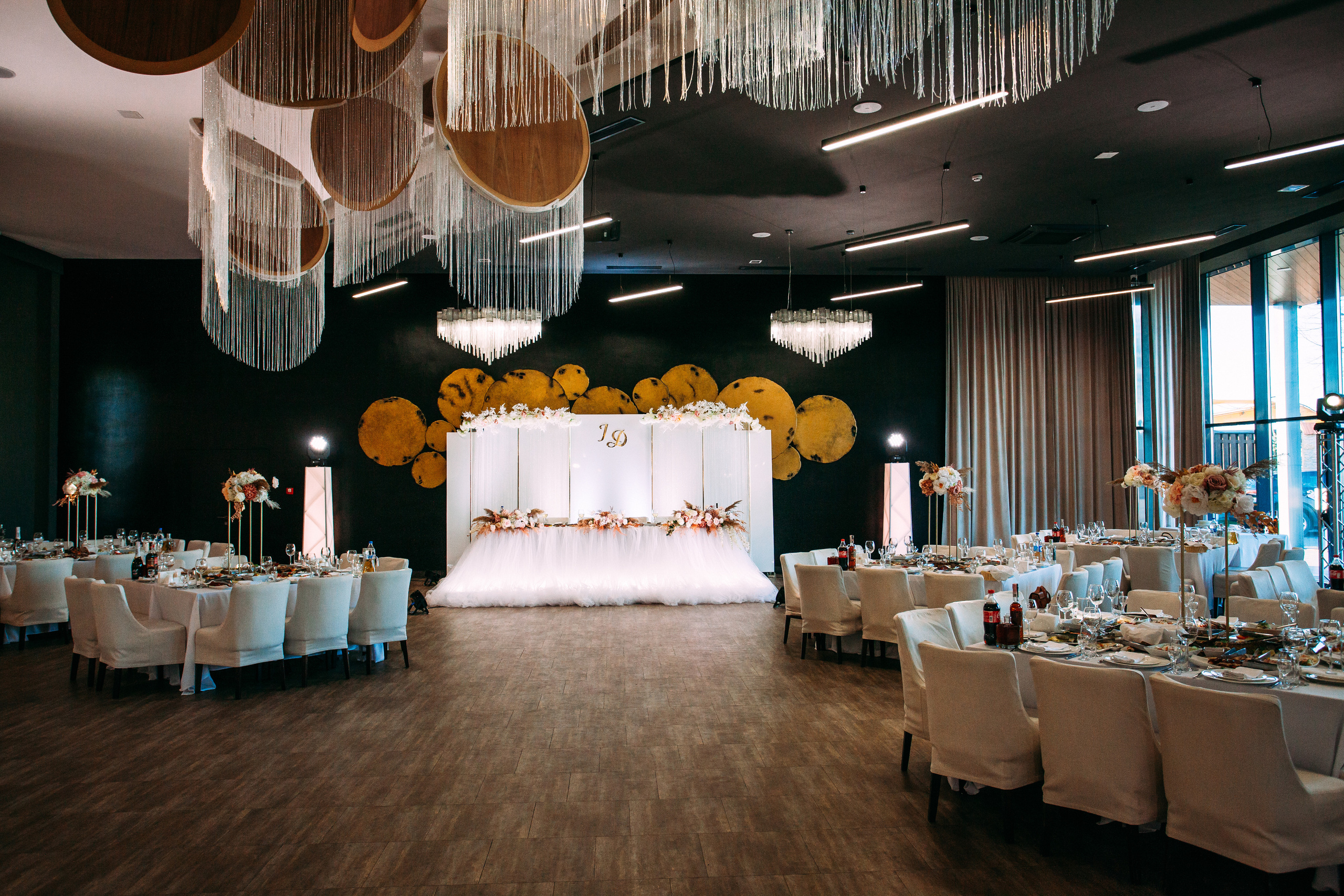 Весілля Ігоря та Діани (Рівне). Фотограф Ігор Тополенко Арт- фото та весільна фотографія Україна Київ