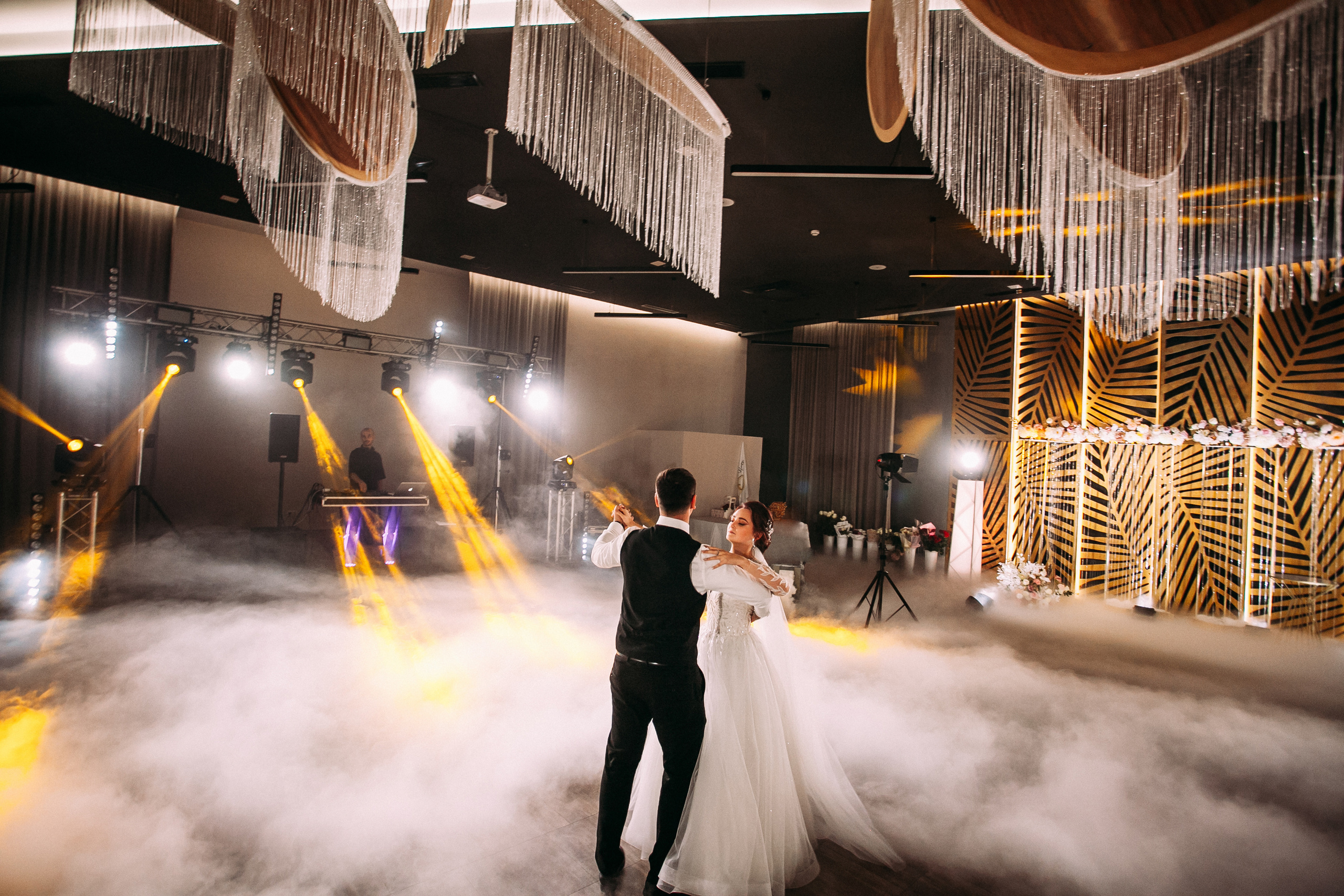 Весілля Ігоря та Діани (Рівне). Фотограф Ігор Тополенко Арт- фото та весільна фотографія Україна Київ