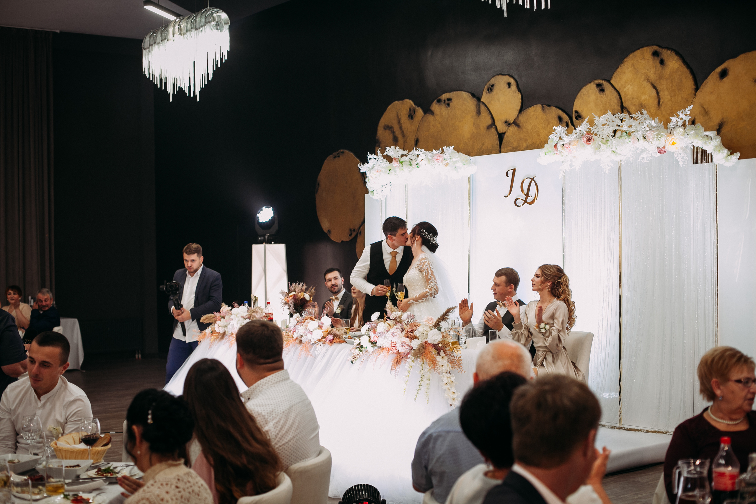 Весілля Ігоря та Діани (Рівне). Фотограф Ігор Тополенко Арт- фото та весільна фотографія Україна Київ