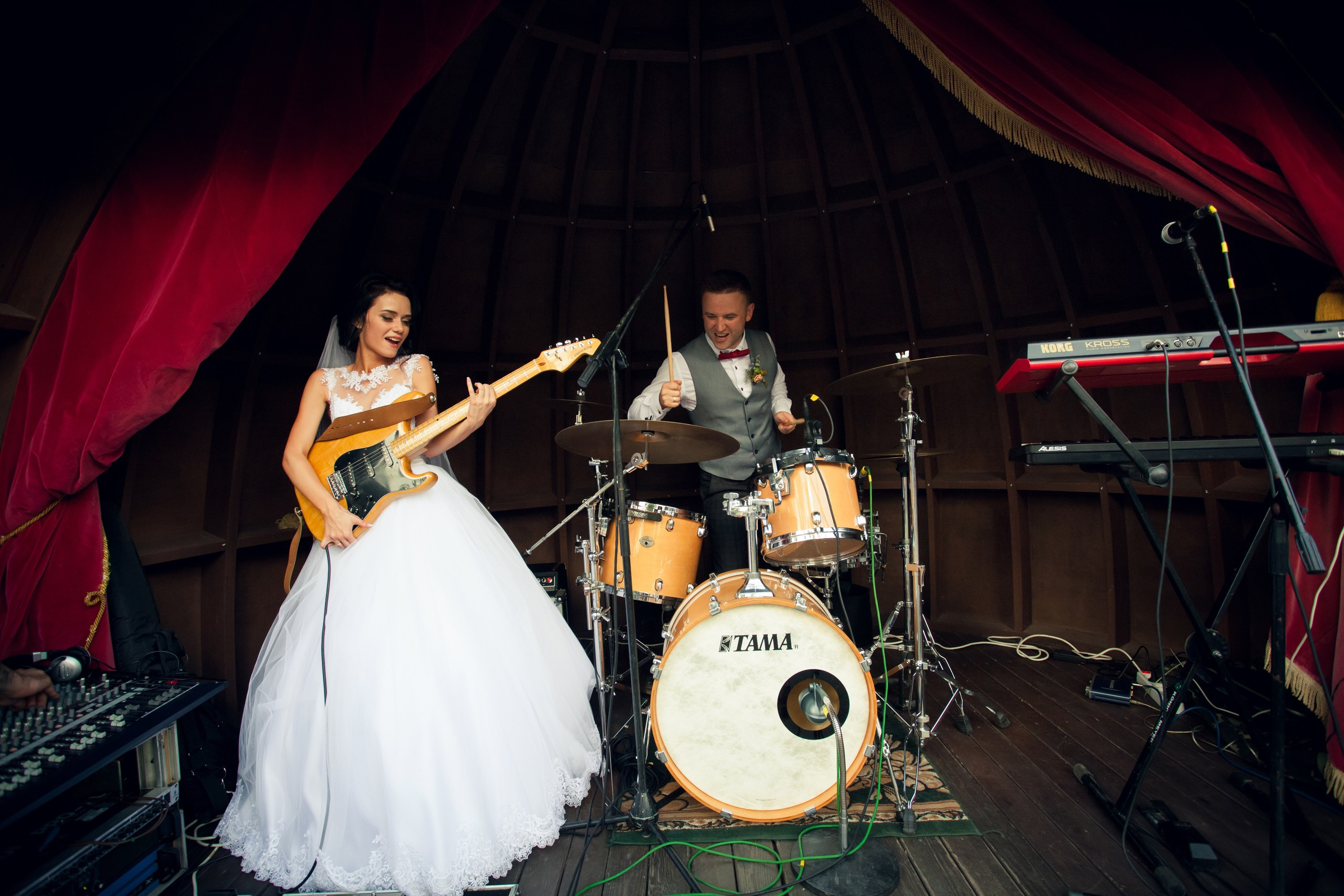 Фотограф Ігор Тополенко Арт- фото та весільна фотографія Україна Київ