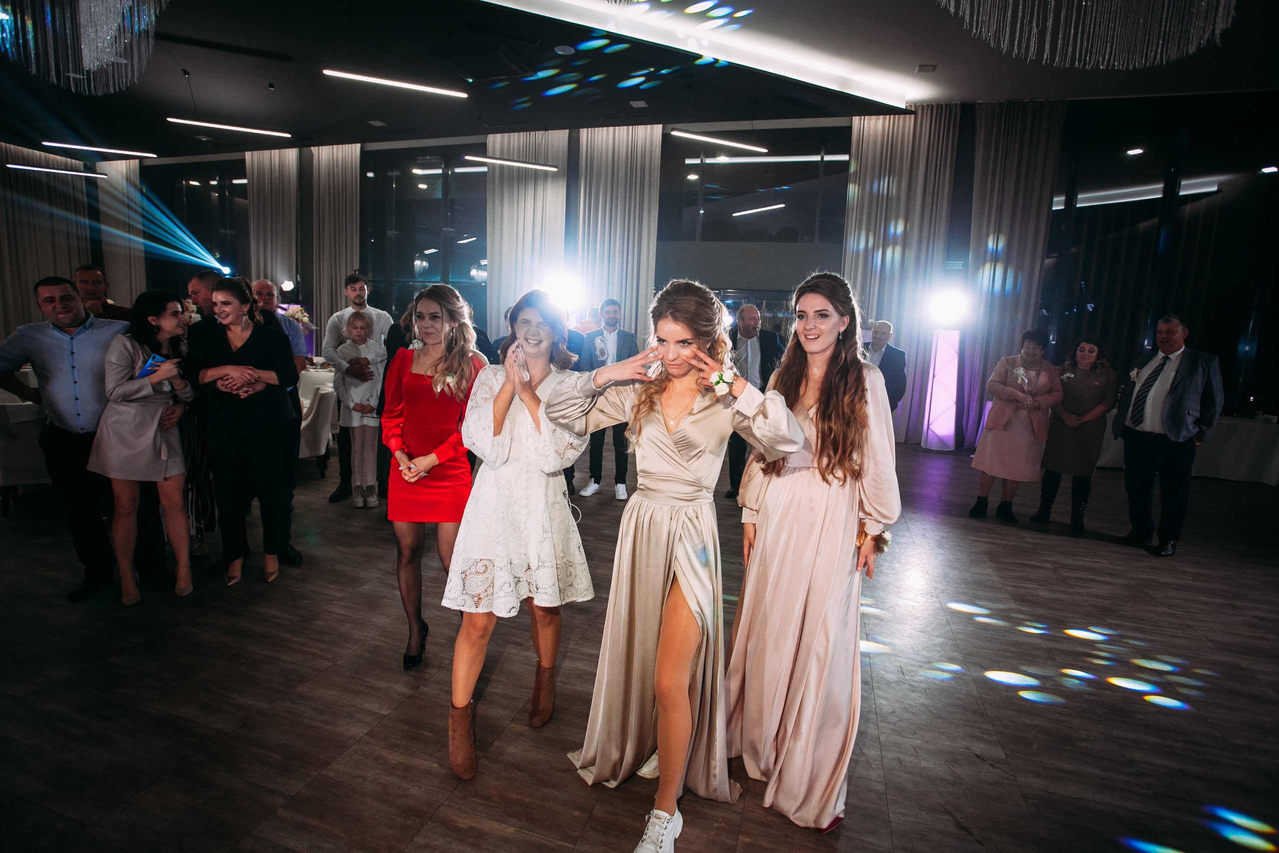 Весілля Ігоря та Діани (Рівне). Фотограф Ігор Тополенко Арт- фото та весільна фотографія Україна Київ