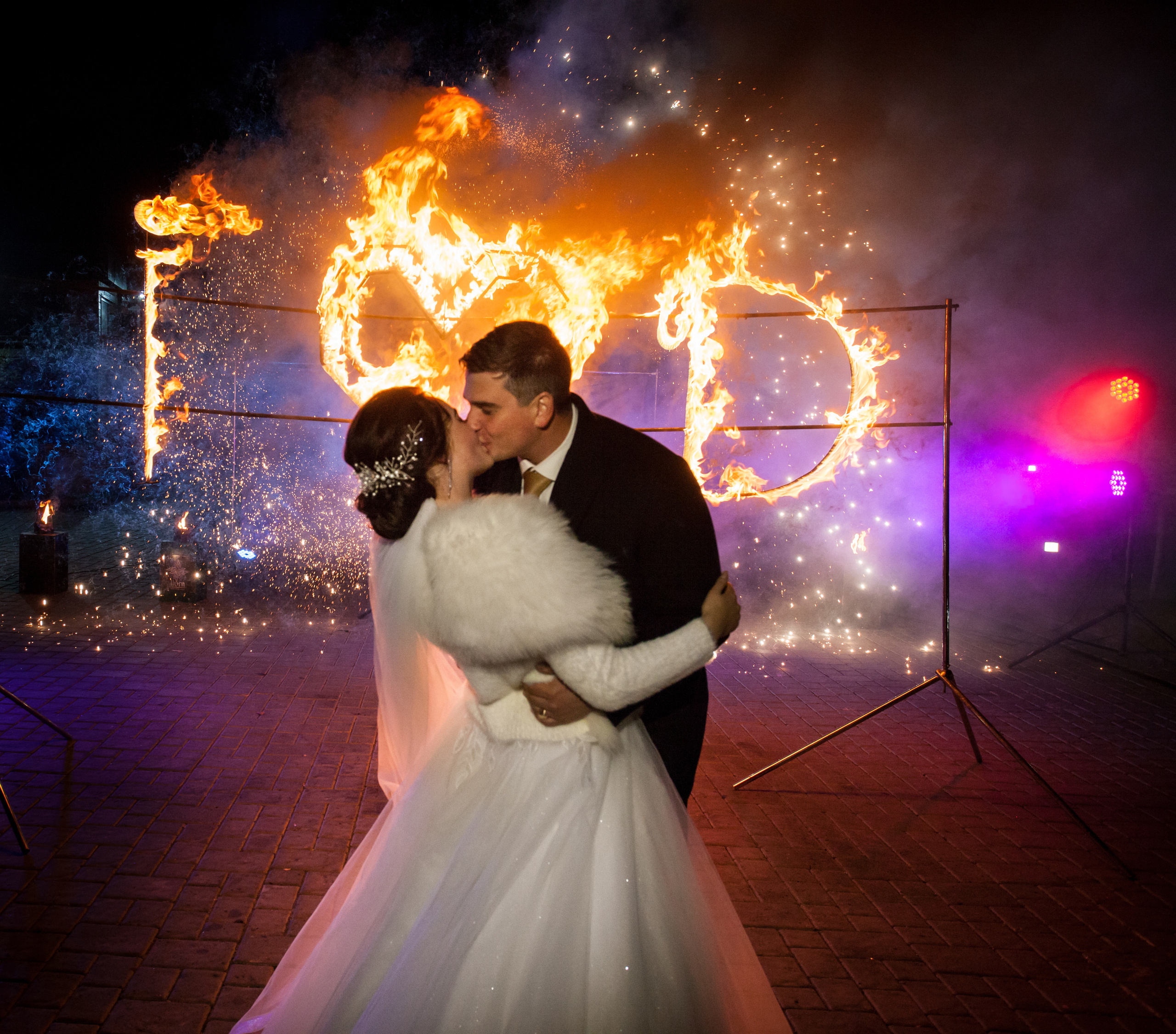 Весілля Ігоря та Діани (Рівне). Фотограф Ігор Тополенко Арт- фото та весільна фотографія Україна Київ