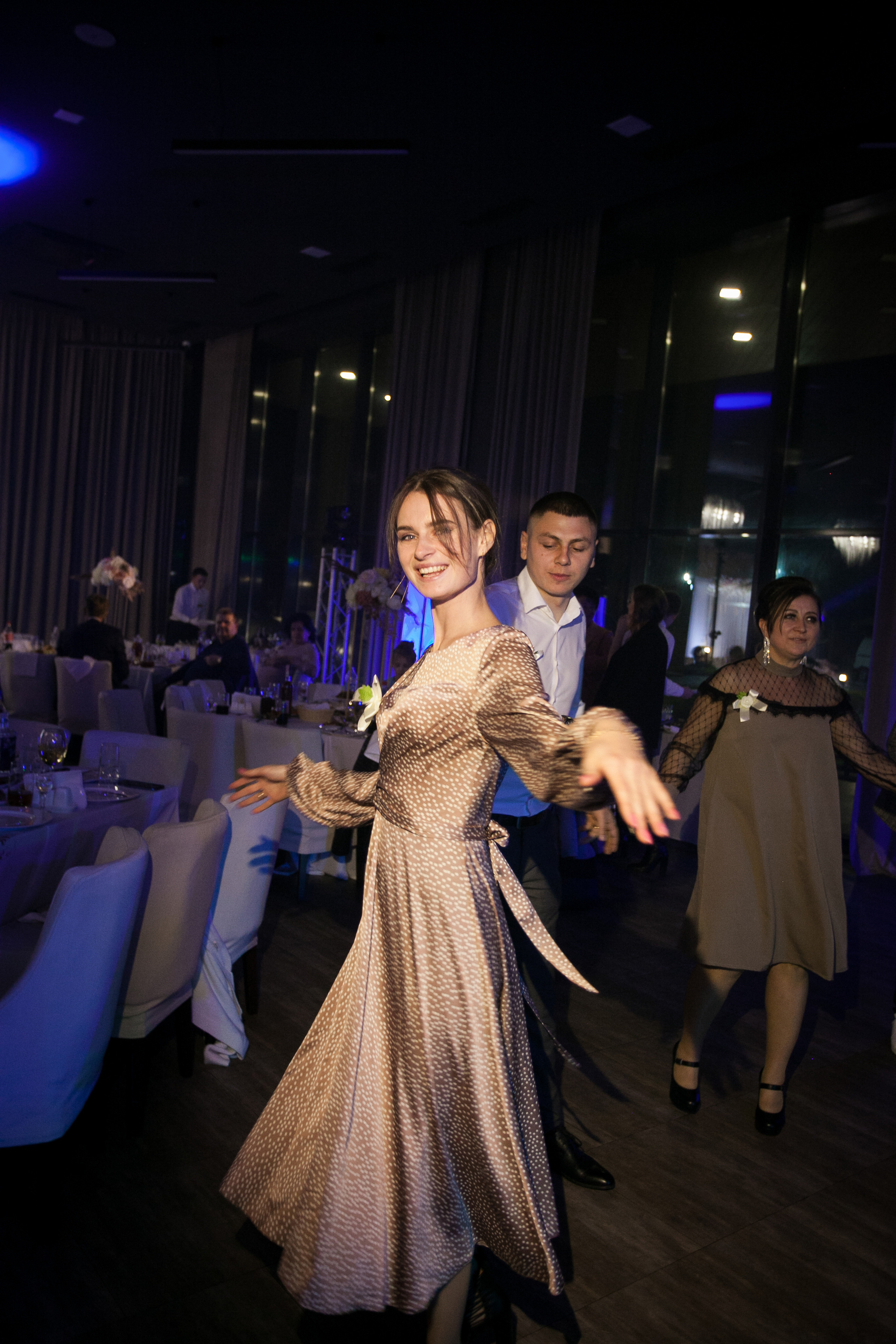 Весілля Ігоря та Діани (Рівне). Фотограф Ігор Тополенко Арт- фото та весільна фотографія Україна Київ