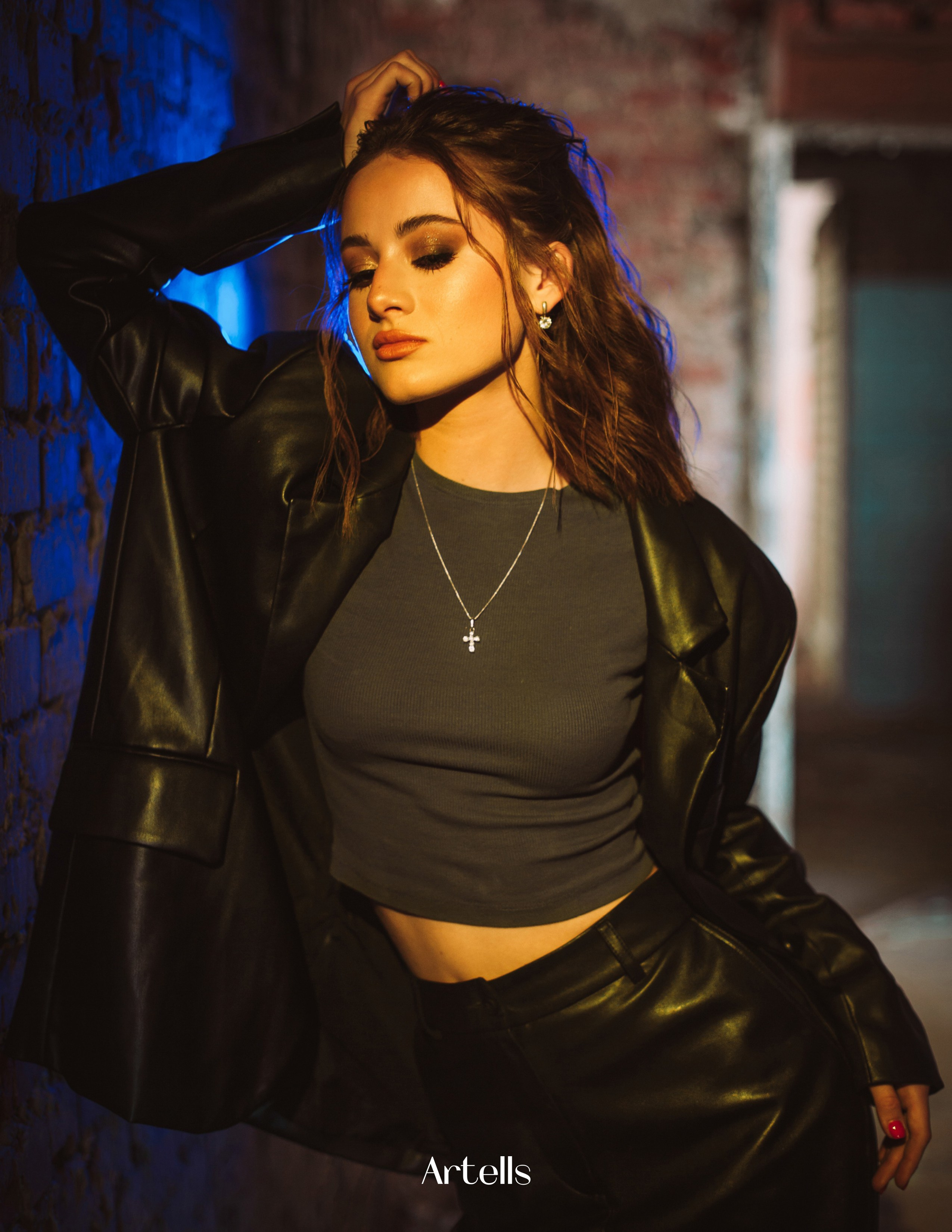 Модная фотосессия в американском журнале ARTELLS (New York, NY, USA). Фотограф Ігор Тополенко Арт- фото та весільна фотографія Україна Київ