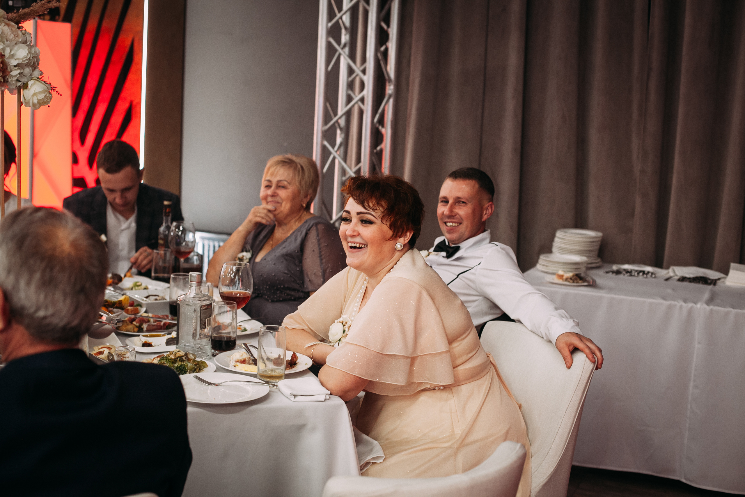 Весілля Ігоря та Діани (Рівне). Фотограф Ігор Тополенко Арт- фото та весільна фотографія Україна Київ