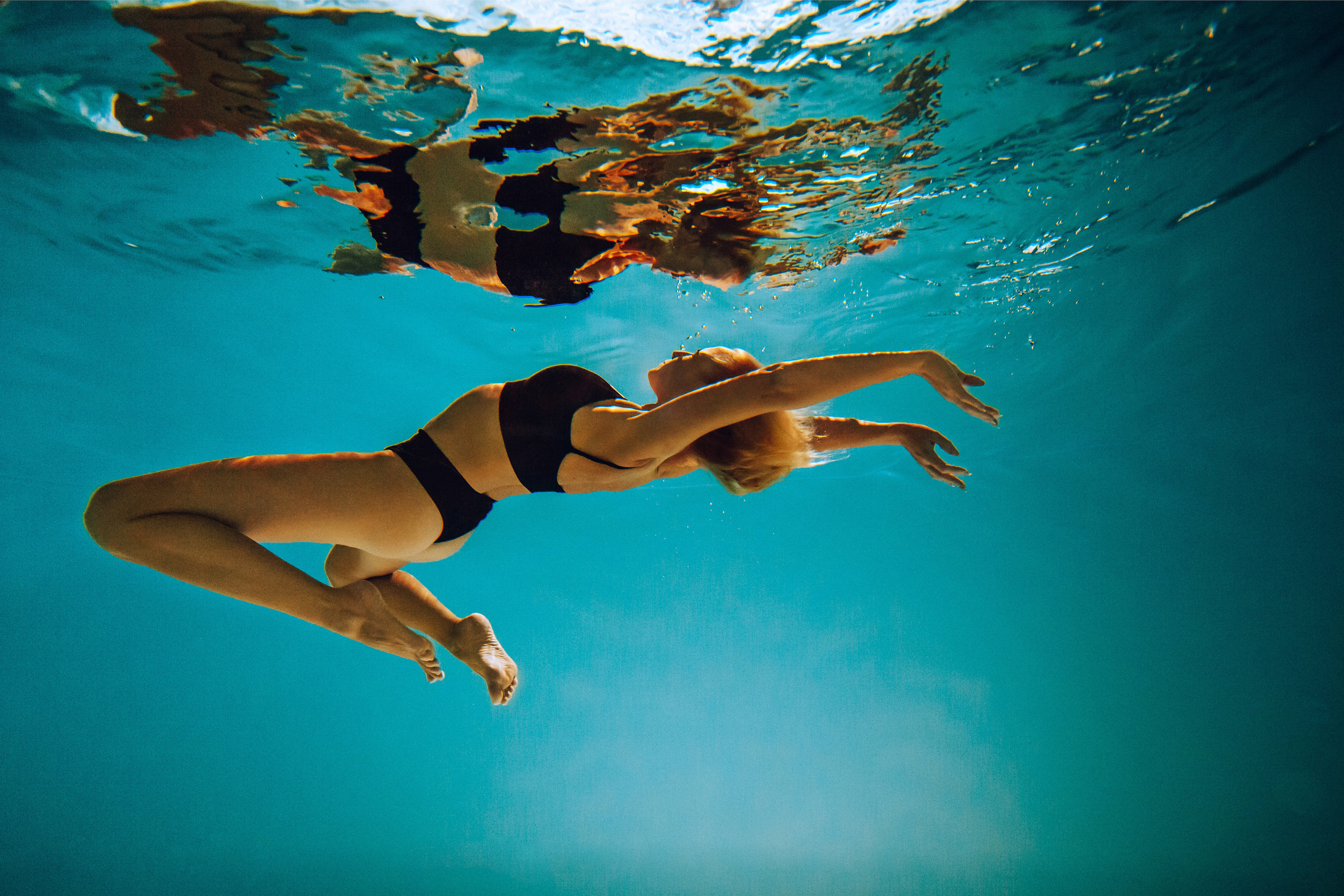 Підводна фотосесія у Києві. Фотограф Ігор Тополенко Арт- фото та весільна фотографія Україна Київ